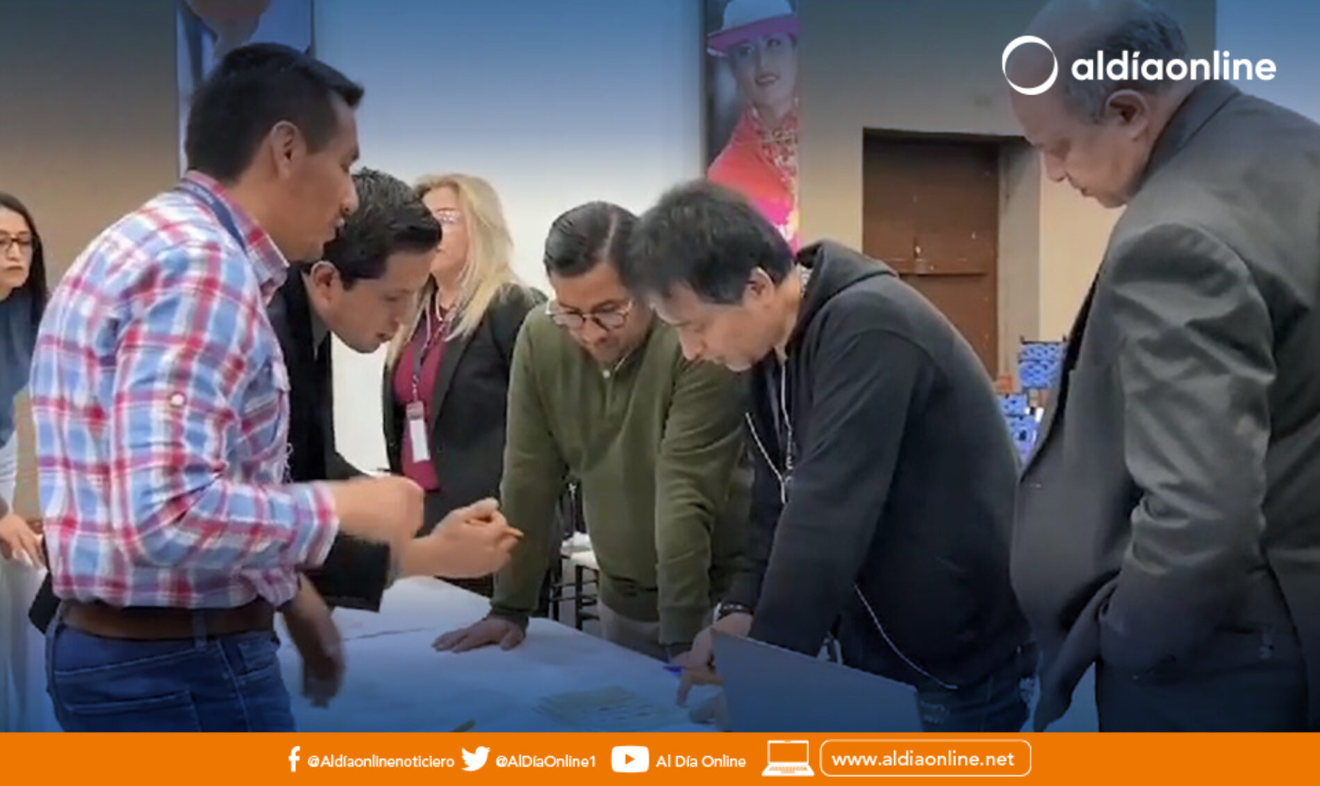 DELEGADOS DE BINOMIOS PRESIDENCIALES VALIDARON EL DISEÑO DE LA PAPELETA DE SEGUNDA VUELTA