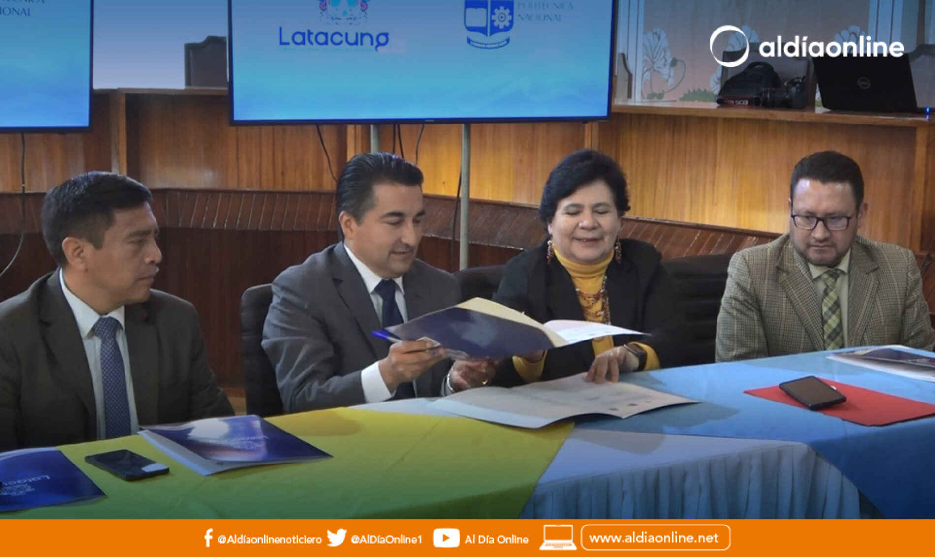 MUNICIPIO FIRMA CONVENIO DE COOPERACIÓN INTERINSTITUCIONAL CON LA ESCUELA POLITÉCNICA NACIONAL.(VIDEO)