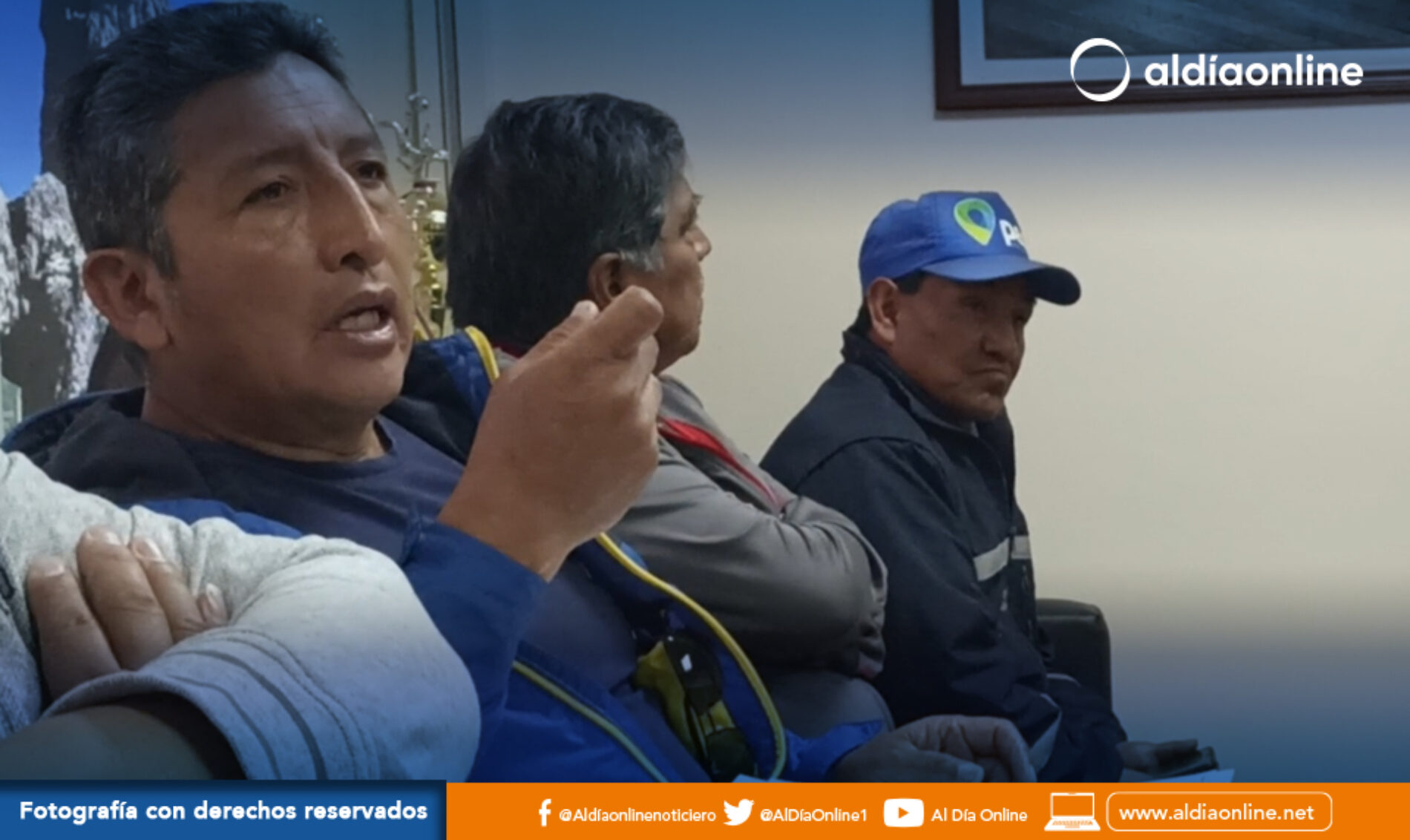 MUNICIPALIDAD Y SINDICATO DE CHOFERES DE SAQUISILÍ MANTUVIERON REUNIÓN CON RESOLUCIONES QUE FAVORECERAN A LA COMUNIDAD (VIDEO)