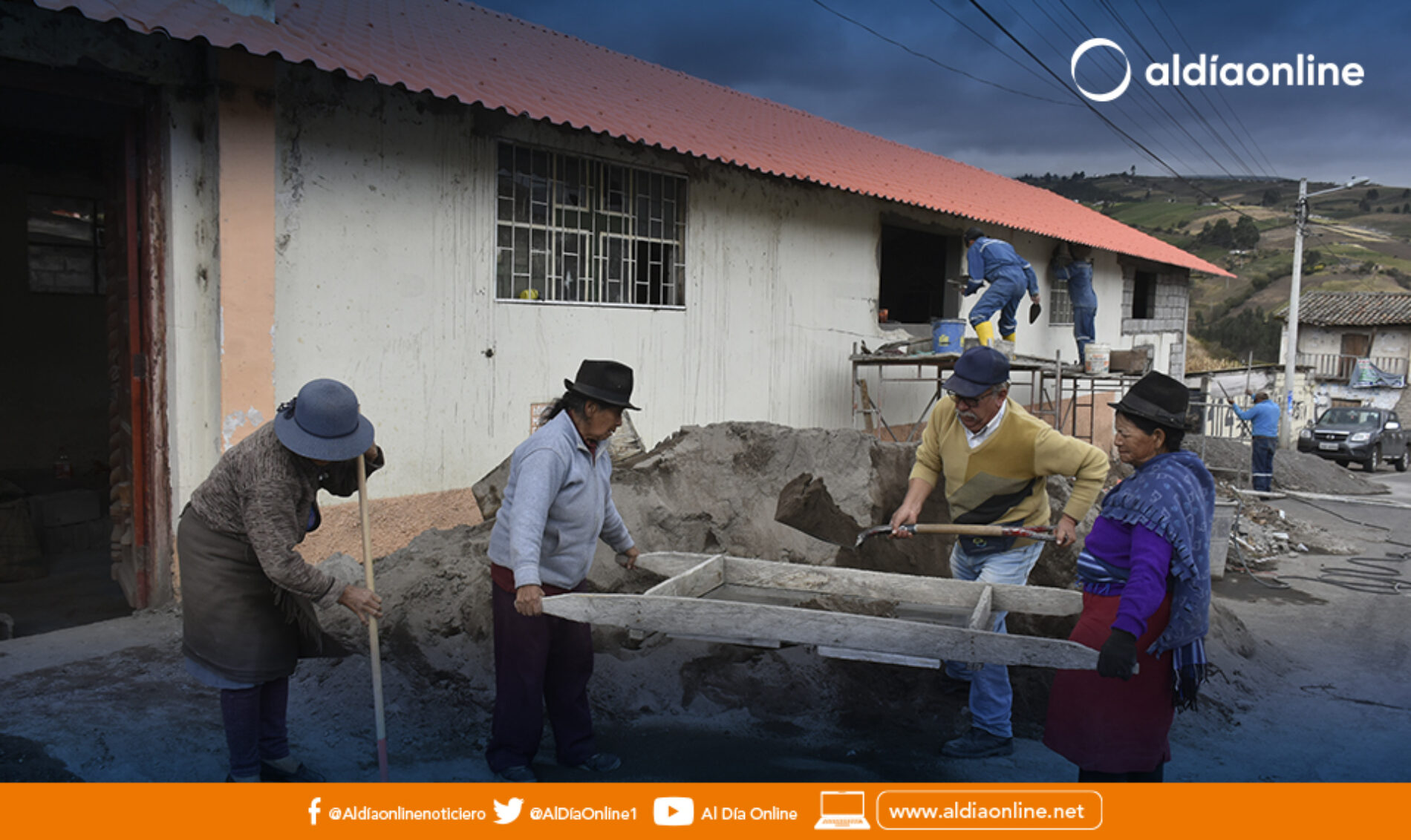 CAPILLA DE CUSUBAMBA SE RECONSTRUYE CON APOYO DEL GAD MUNICIPAL DE SALCEDO