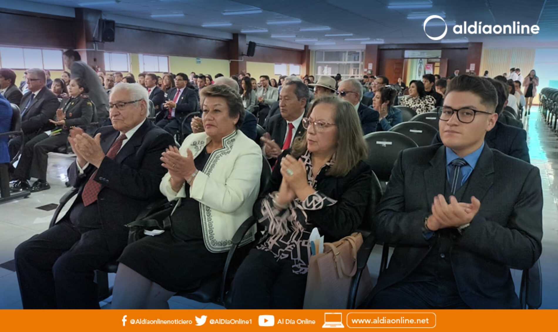 EL INSTITUTO SUPERIOR TECNOLÓGICO VICENTE LEÓN CUMPLE 43 AÑOS AL SERVICIO DE LA COMUNIDAD EDUCATIVA