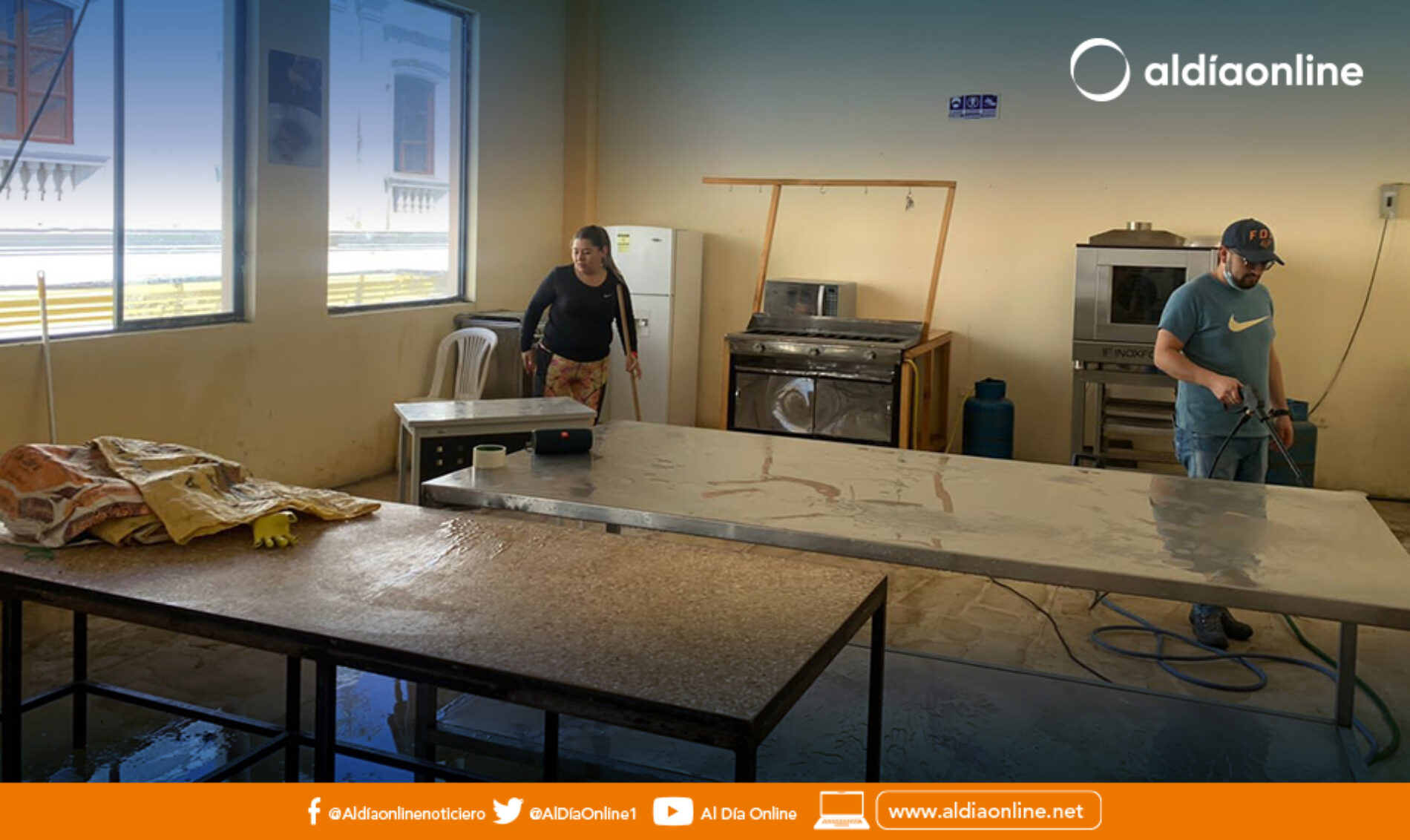 IST VICENTE LEÓN REALIZÓ UNA MINGA DE LIMPIEZA PREVIO AL INICIO DEL NUEVO CICLO ACADÉMICO  