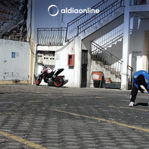 IST VICENTE LEÓN REALIZÓ UNA MINGA DE LIMPIEZA PREVIO AL INICIO DEL NUEVO CICLO ACADÉMICO  