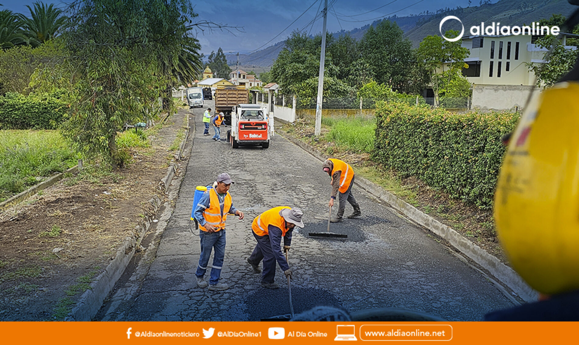 INICIAN TRABAJOS DE BACHEO EN LA VÍA QUE UNE A LA DELIA Y TIGUALÓ DE PANZALEO