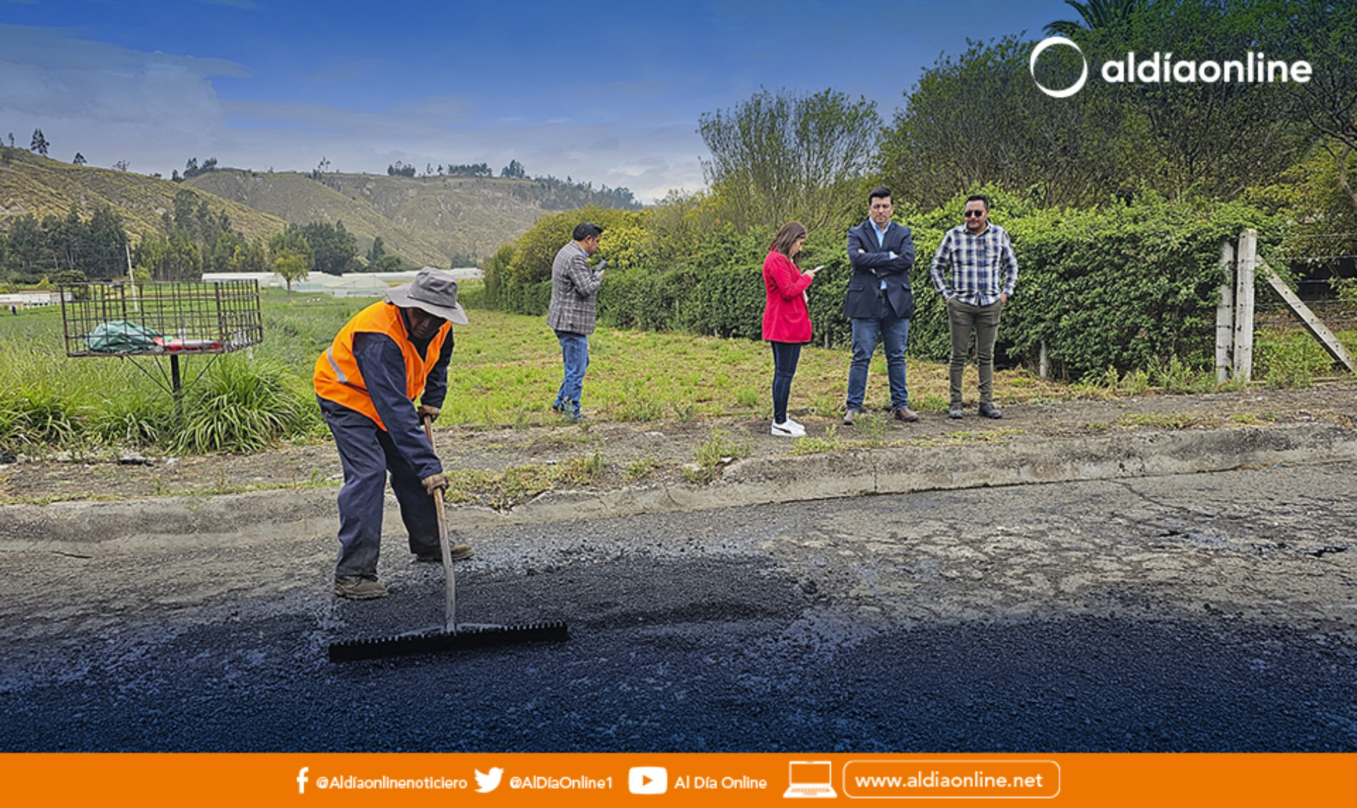 INICIAN TRABAJOS DE BACHEO EN LA VÍA QUE UNE A LA DELIA Y TIGUALÓ DE PANZALEO