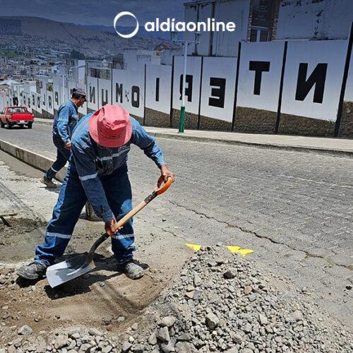 GAD SALCEDO MEJORA LOS ESPACIOS DEL CEMENTERIO MUNICIPAL