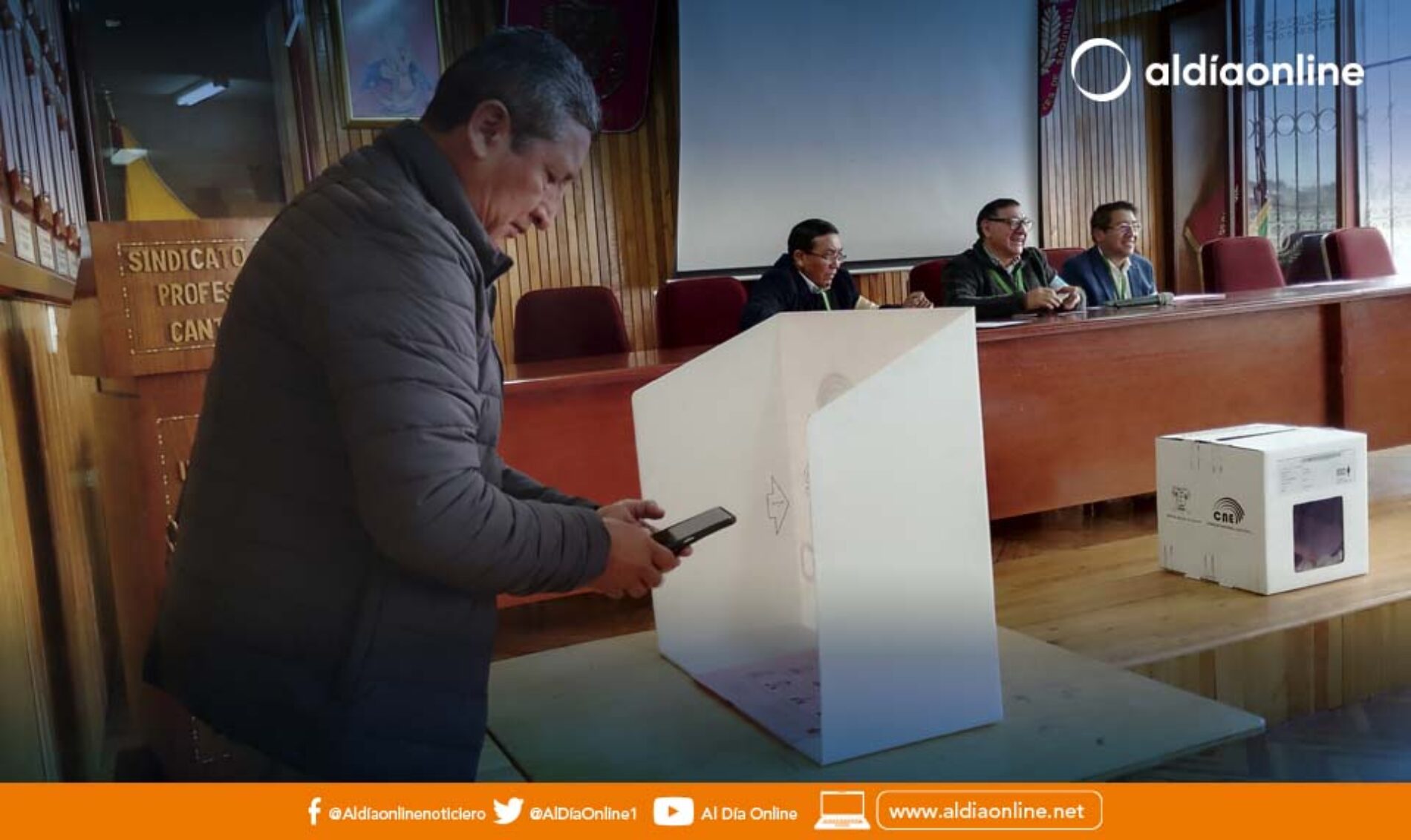 FERNANDO MENA MEDINA, REELECTO COMO SECRETARIO GENERAL DEL SINDICATO DE CHOFERES DE SAQUISILÍ (VIDEO)