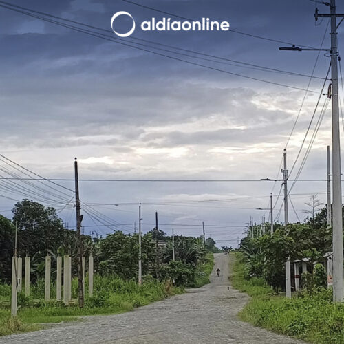 ELEPCO ENTREGA MEJORAMIENTO ELÉCTRICO EN PORTÓN DE JESÚS EN LA MANÁ
