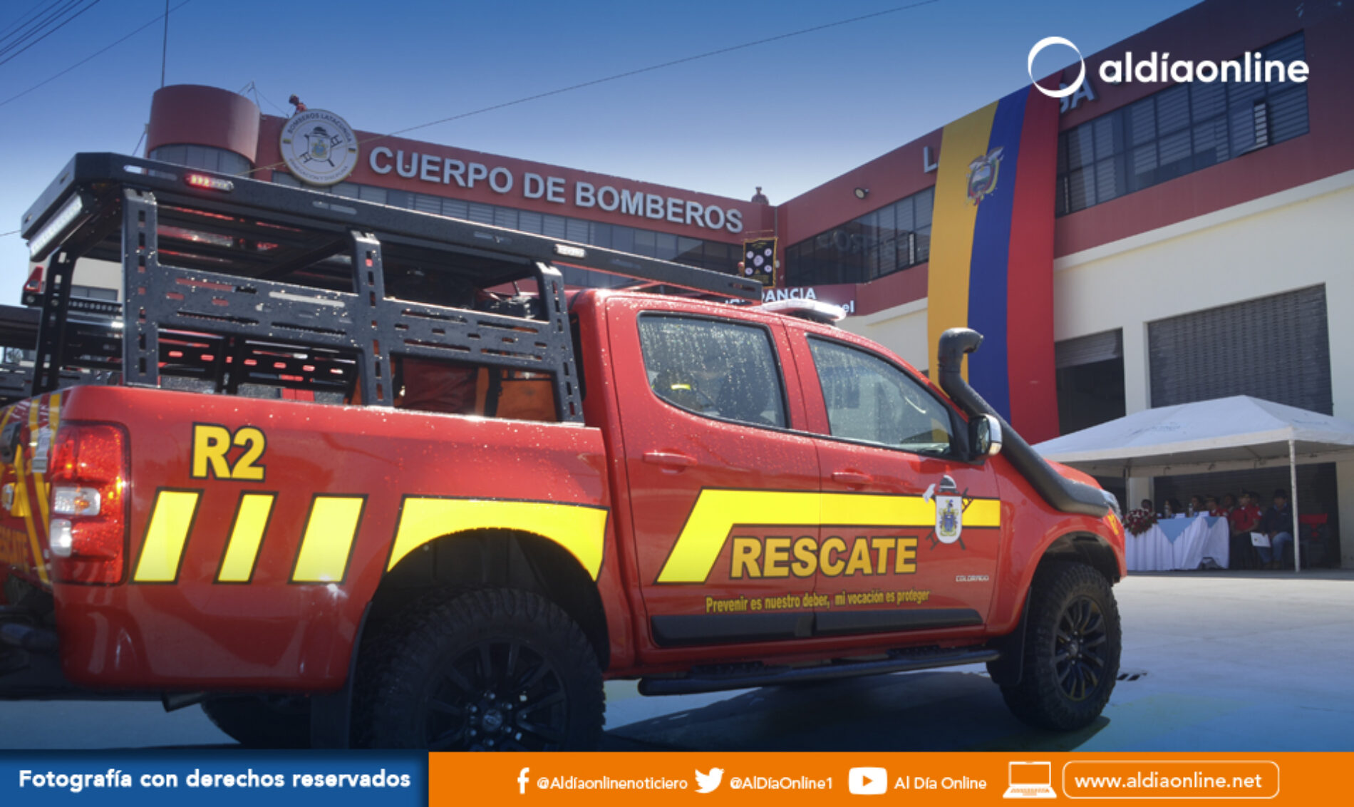 BOMBEROS DE LATACUNGA CUENTA CON NUEVOS VEHÍCULOS Y EQUIPOS TECNOLÓGICOS (VIDEO)