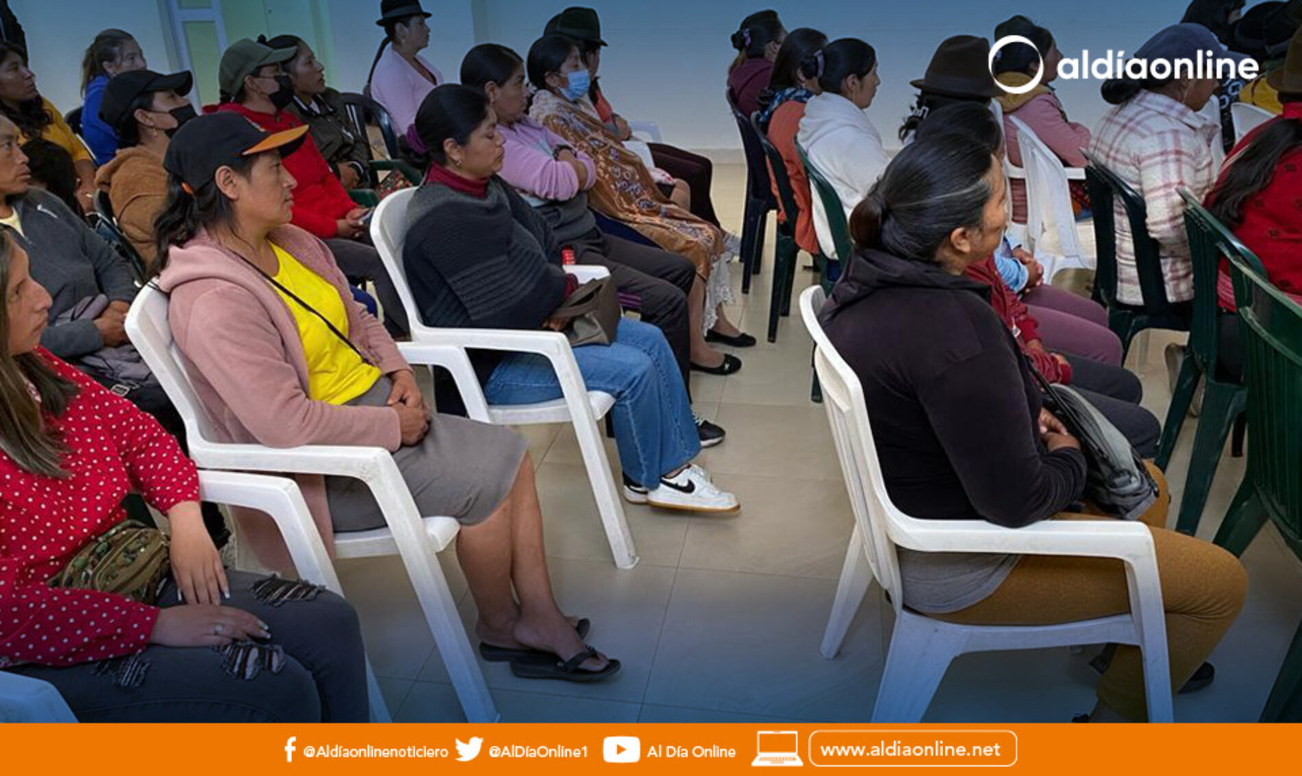 PRODUCTORAS DE COTOPAXI SE CAPACITAN EN PRODUCCIÓN DE ESPECIES MENORES