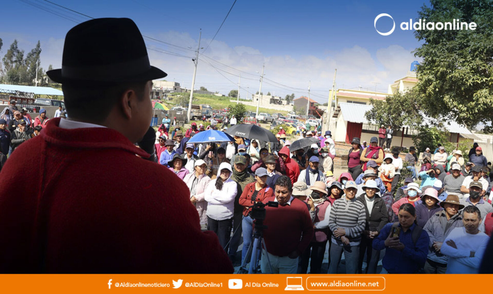 DOS SUPUESTOS DELICUENTES FUERON DETENIDOS POR LOS MORADORES DEL BARRIO SANTA MARIANITA DE #PUSUCHISÍ, LATACUNGA