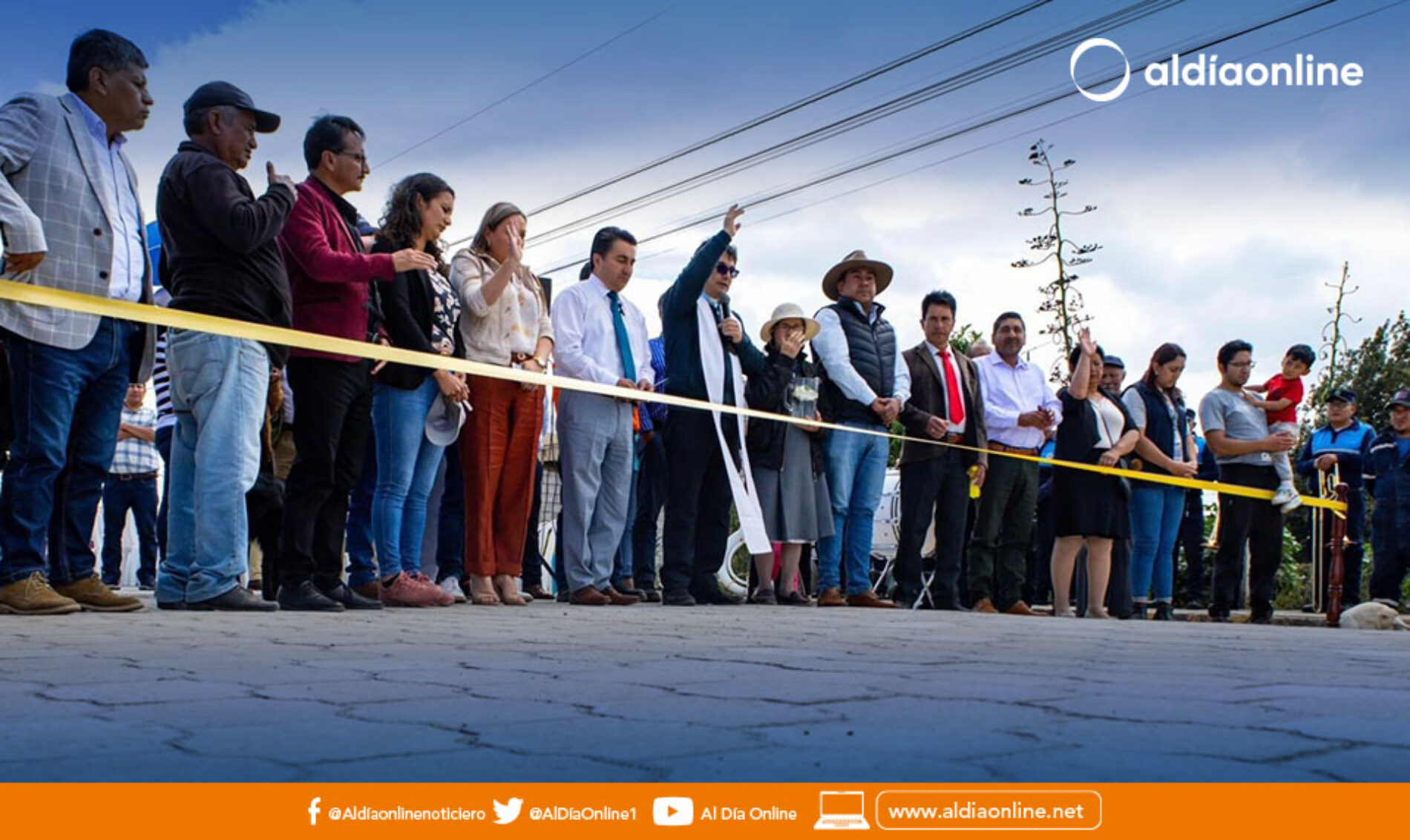 BARRIO LA UNIÓN RECIBE VÍA ADOQUINADA Y LA PARROQUIA SE PREPARA PARA UN MIRADOR TURÍSTICO. 