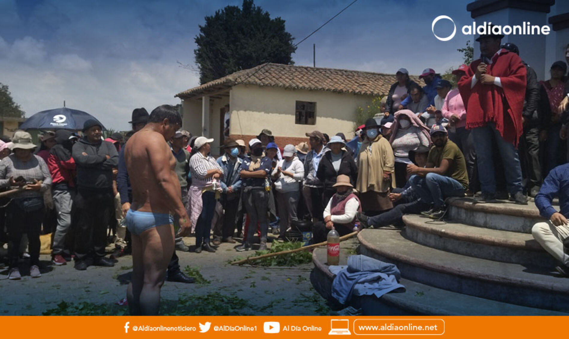 DOS SUPUESTOS DELICUENTES FUERON DETENIDOS POR LOS MORADORES DEL BARRIO SANTA MARIANITA DE #PUSUCHISÍ, LATACUNGA