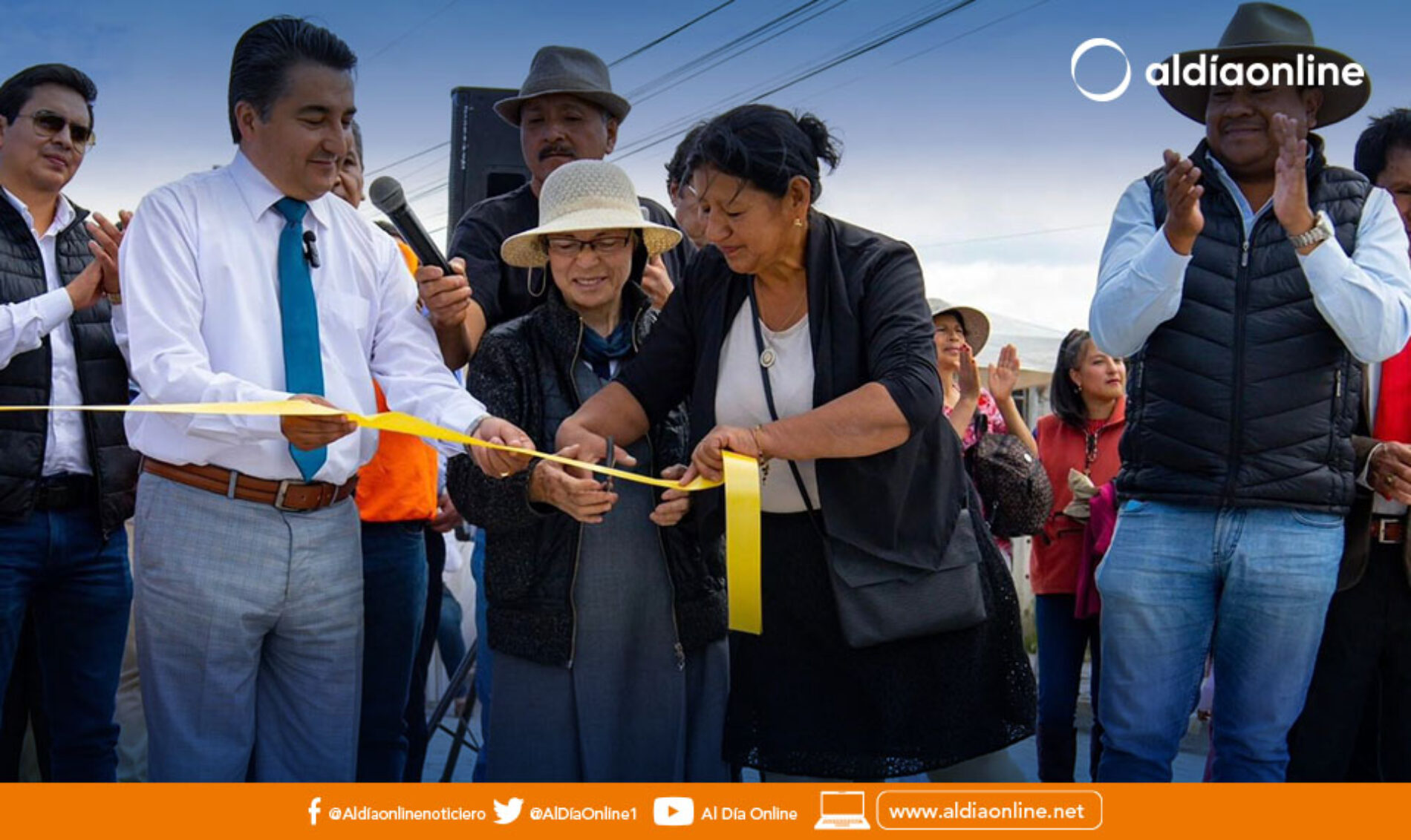 BARRIO LA UNIÓN RECIBE VÍA ADOQUINADA Y LA PARROQUIA SE PREPARA PARA UN MIRADOR TURÍSTICO. 