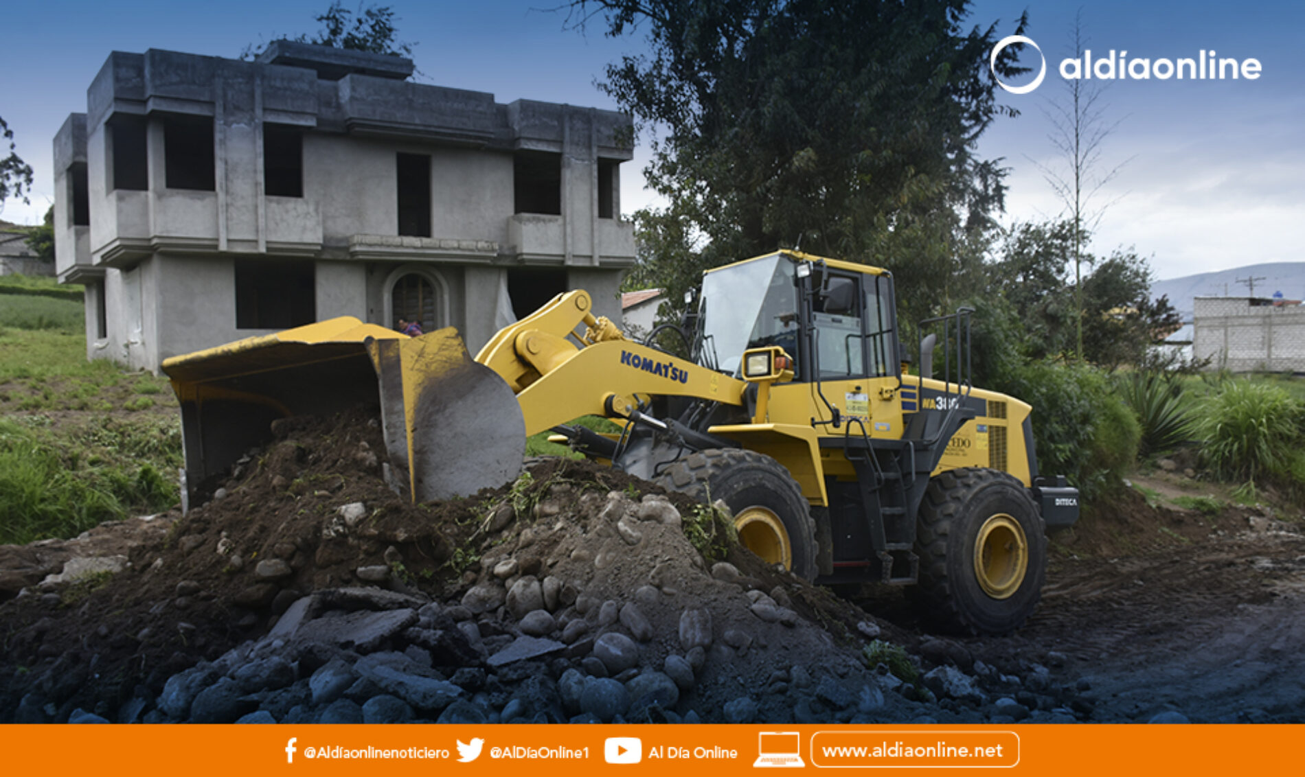 ARRANCAN LOS TRABAJOS DE ADOQUINADO DE LA CALLE PRINCIPAL DEL BARRIO CENSO-ANCHILIVÍ SALCEDO