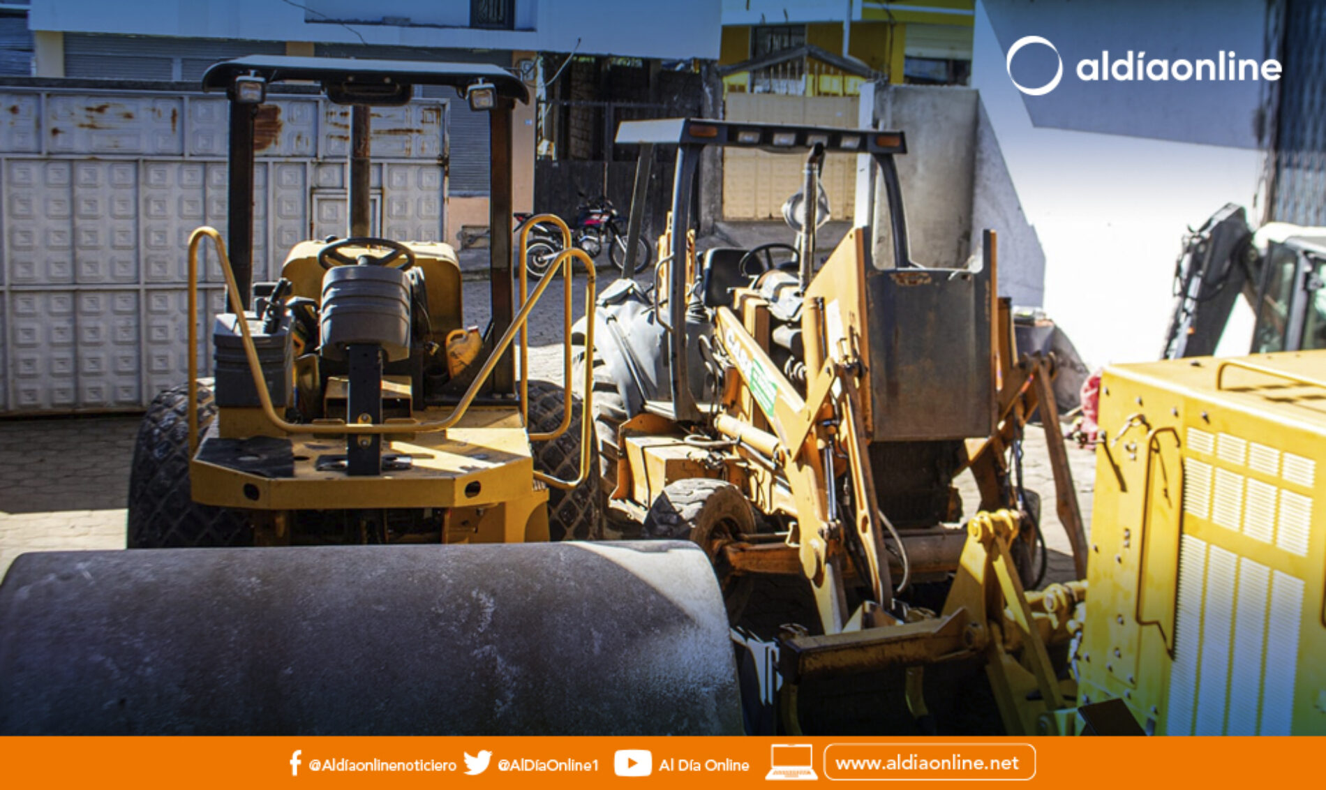 MAQUINARÍA Y VEHÍCULOS RECUPERADOS POR ALCALDE OSCAR MONGE AL SERVICIO DE LA COMUNIDAD (VIDEO)