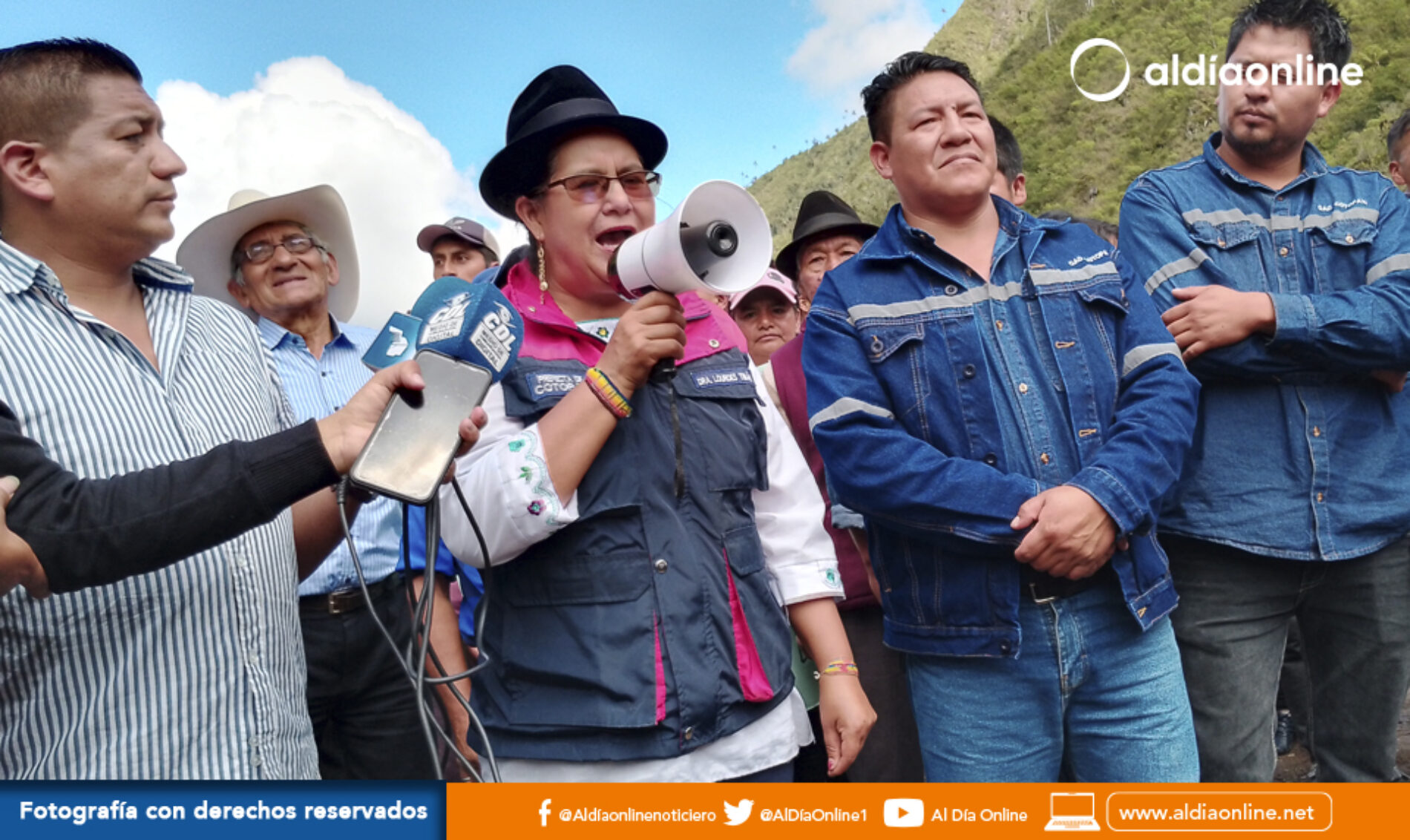 VÍA PUGSILOMA-GUARUMAL-ASACHE EN SIGCHOS FUE ENTREGADA POR LA PREFECTURA DE COTOPAXI (VIDEO)