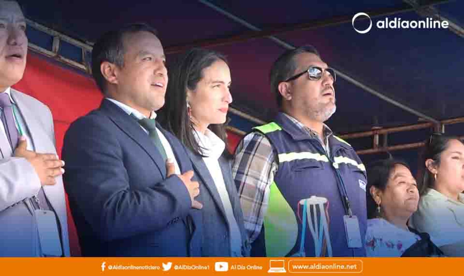 ELEPCO S.A. COTOPAXI INAUGURÓ LA ILUMINACIÓN DE 11 BARRIO DE LA PARROQUIA PASTOCALLE.(VIDEO)