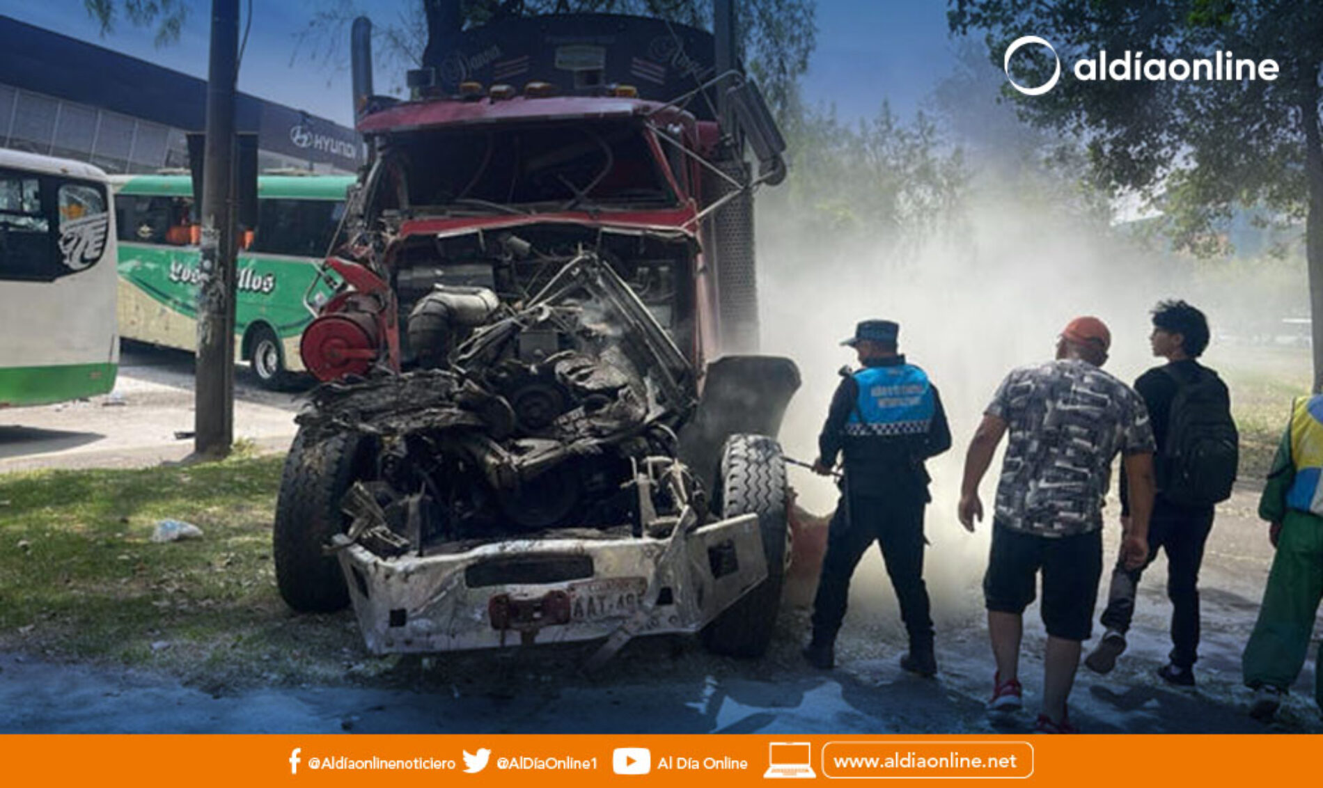 ASÍ FUE COMO OCURRIÓ EL MÚLTIPLE ACCIDENTE DE TRÁNSITO EN QUITO; ASCIENDE A DOS LA CIFRA DE FALLECIDOS