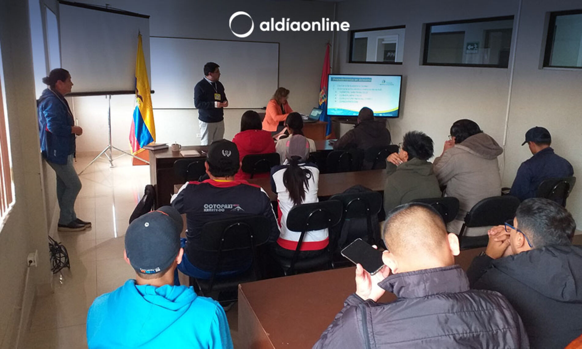 CAPACITACIÓN SOBRE LESIONES DEPORTIVAS Y USO EFECTIVO DEL SEGURO EN FEDECOTOPAXI