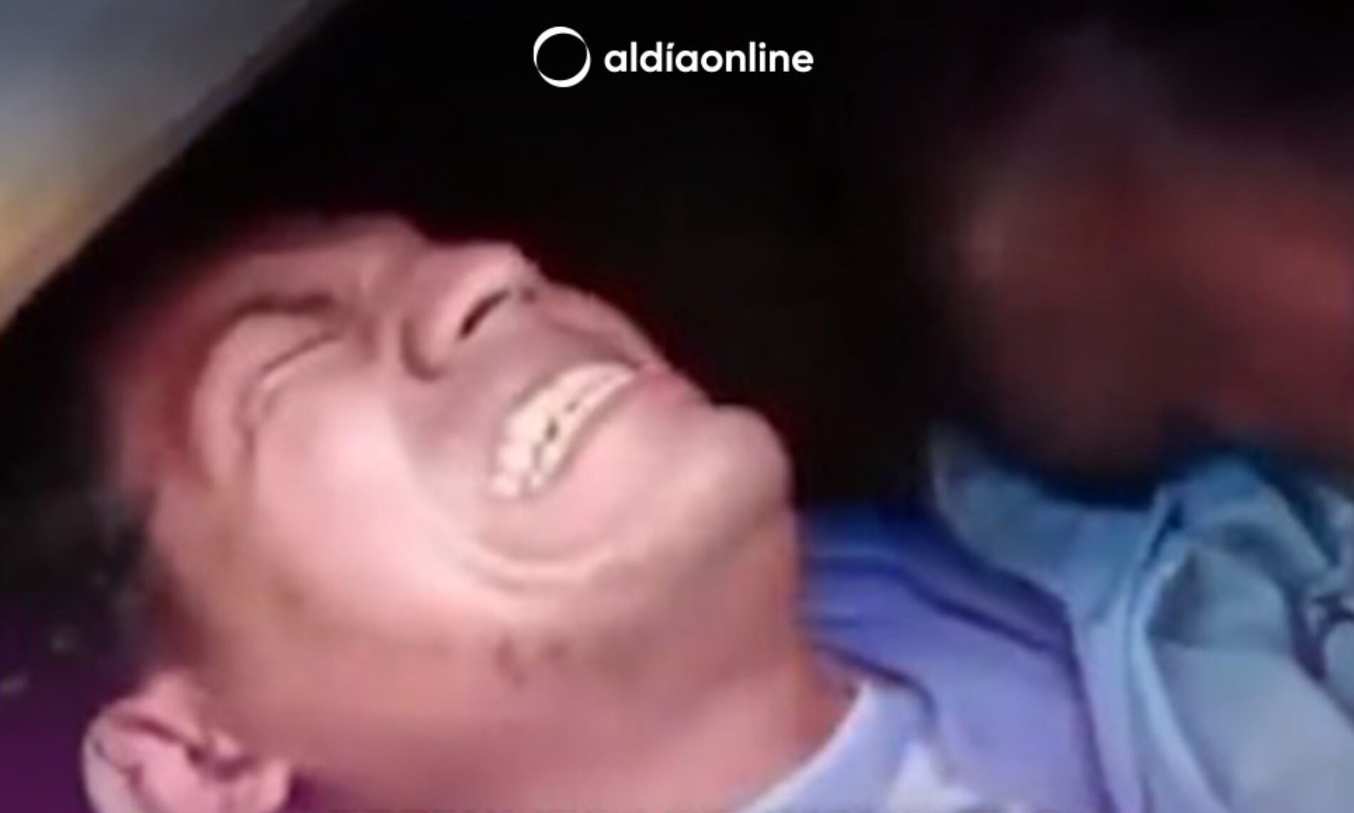 LADRONES FINGIERON SER PAREJA PARA EVITAR SER CAPTURADOS POR LAS FUERZAS ARMADAS