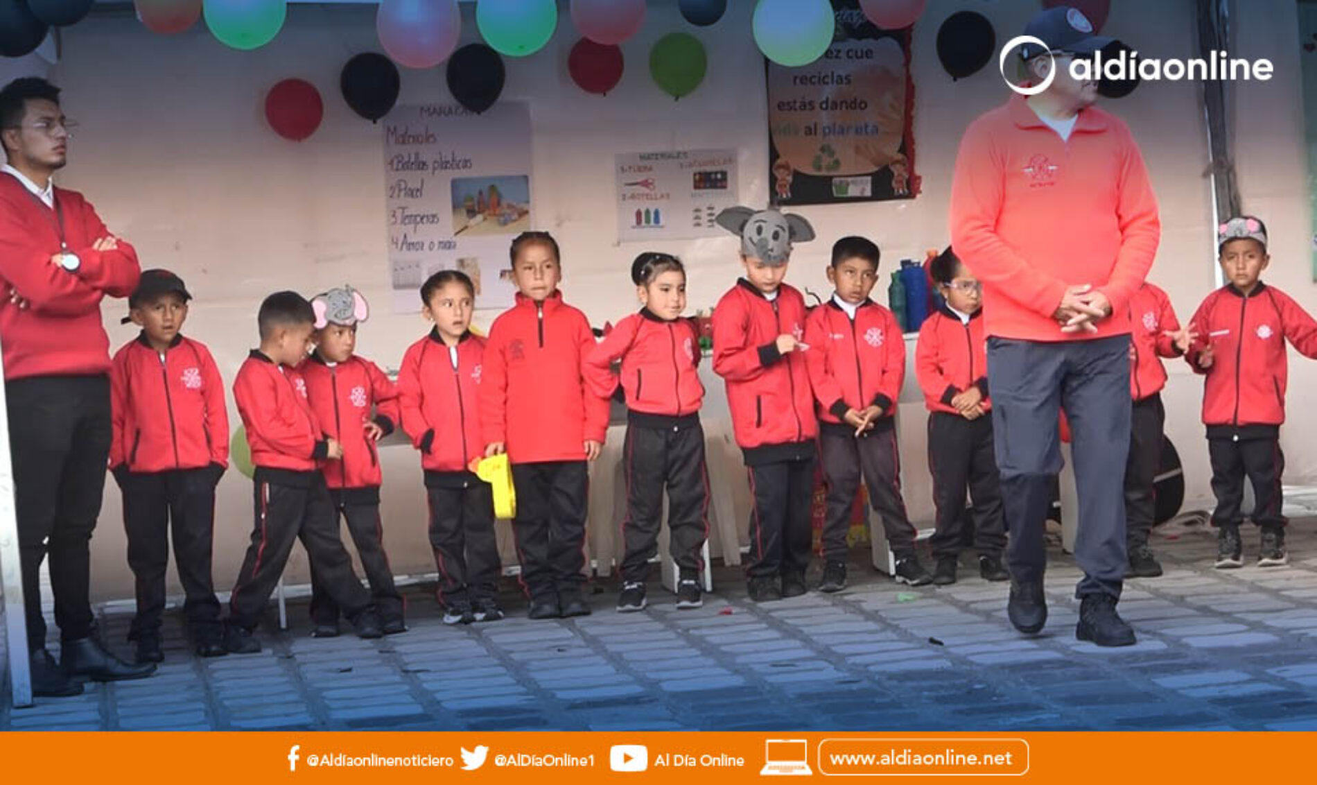 ESCUELA “CRNL DE LOS BOMBEROS GALO SUBÍA PRESENTÓ EL PROGRAMA DE EXPOSICIÓN DE PROYECTOS ESCOLARES