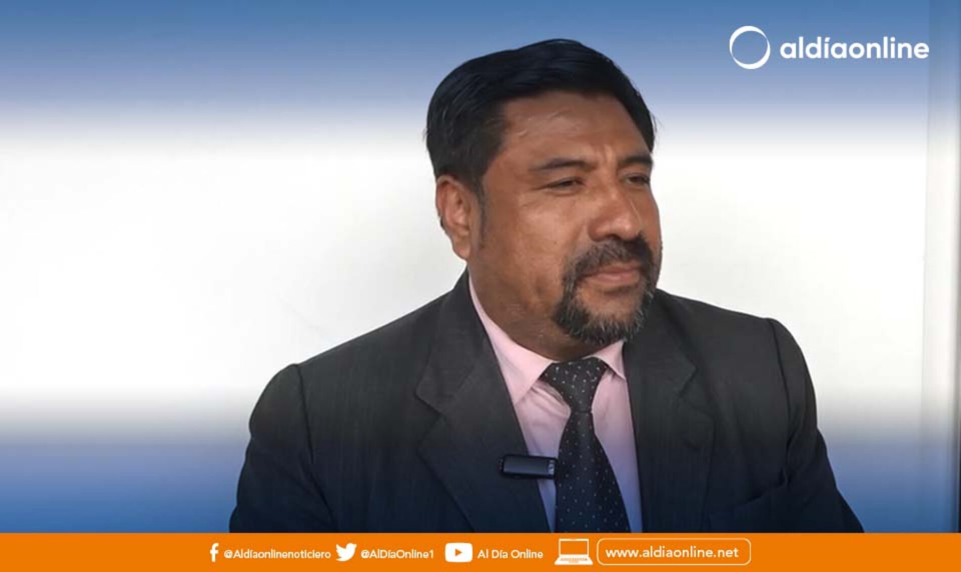 CONCURSO PARA BARES EN ESTABLECIMIENTOS EDUCATIVOS  DEBEN DARSE DE MANERA  TRANSPARENTE DICE PRESIDENTE DE LA UNE COTOPAXI.