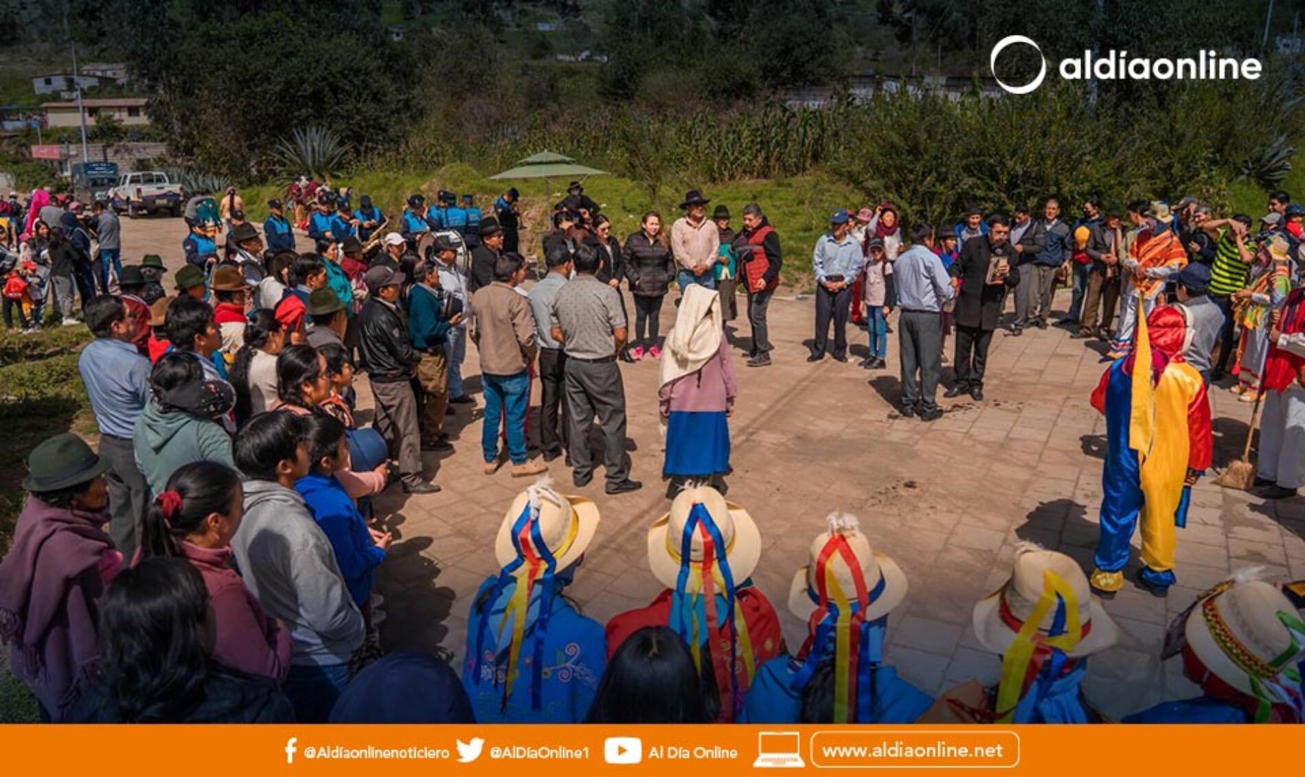 OBRA VIAL PARA APOYAR EL DESARROLLO Y TURISMO EN MACA CHICO