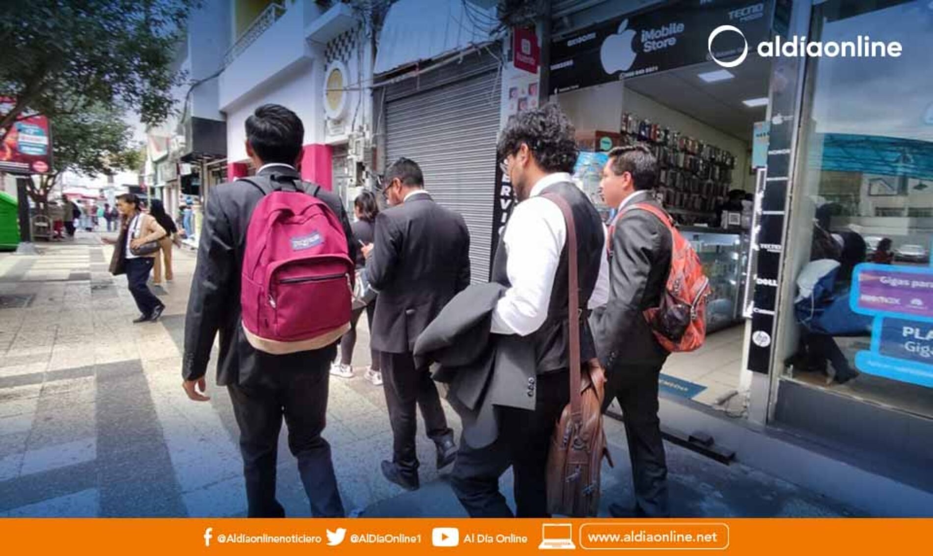 EL PRESIDENTE NOBOA ENTREGÓ 250 BECAS PARA EDUCACIÓN SUPERIOR Y CAPACITACIONES