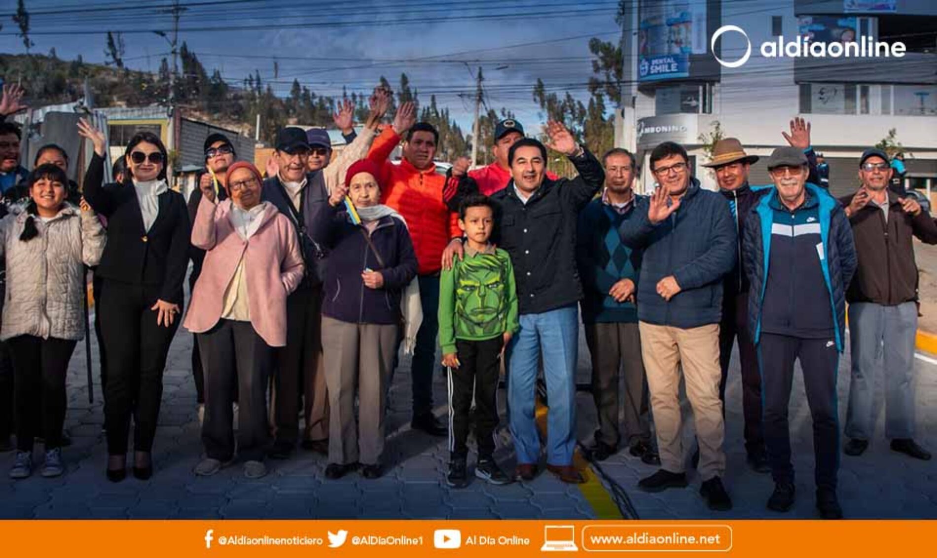 CALLE LOS AVELLANOS INAUGURA ADOQUINADO Y SE CONECTA A LA AVENIDA UNIDAD NACIONAL