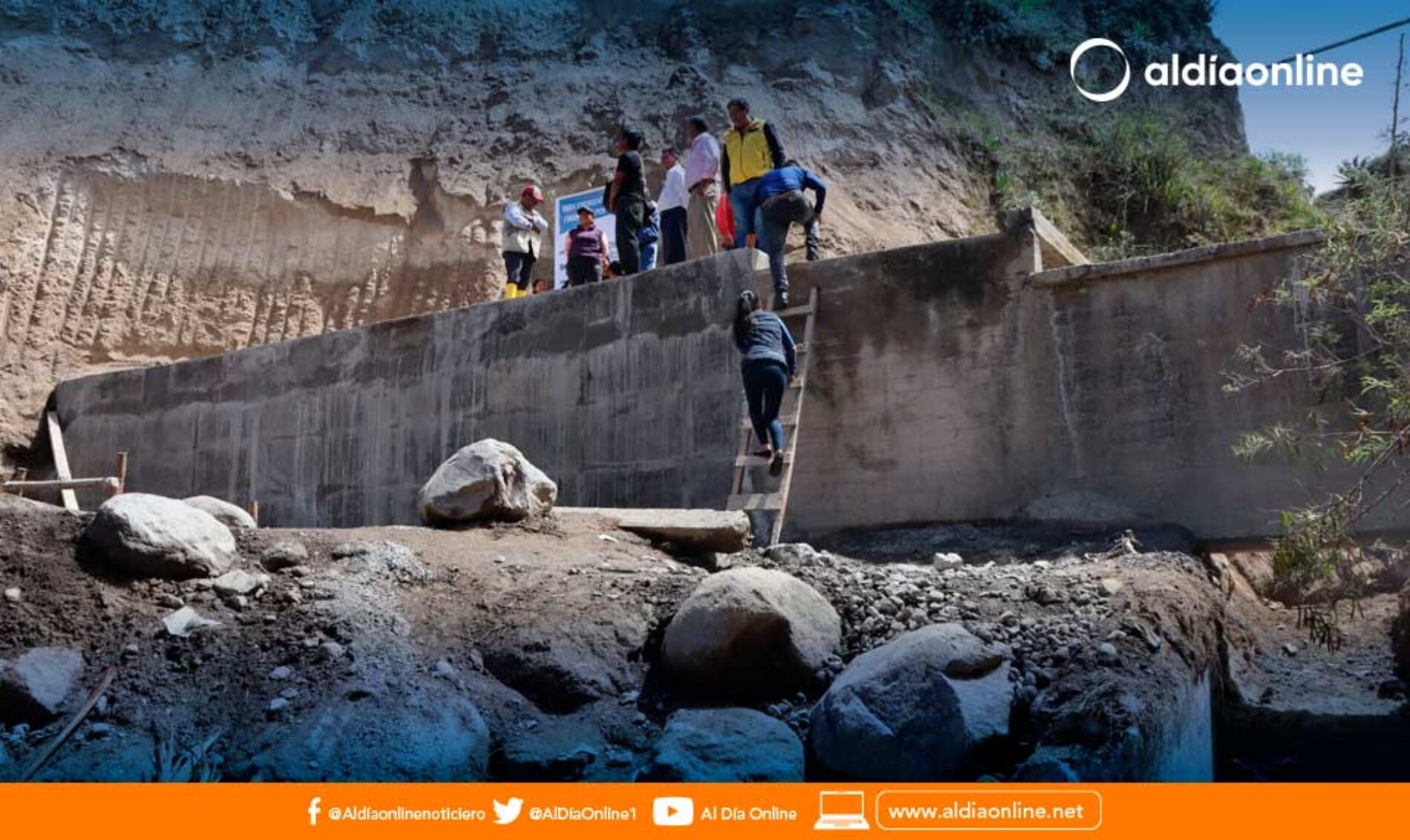 CANAL DE RIEGO LATACUNGA-SALCEDO-AMBATO HABILITADO CON TRABAJO MANCOMUNADO EN 28 DÍAS