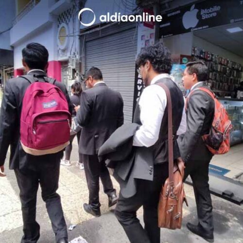 EL PRESIDENTE NOBOA ENTREGÓ 250 BECAS PARA EDUCACIÓN SUPERIOR Y CAPACITACIONES
