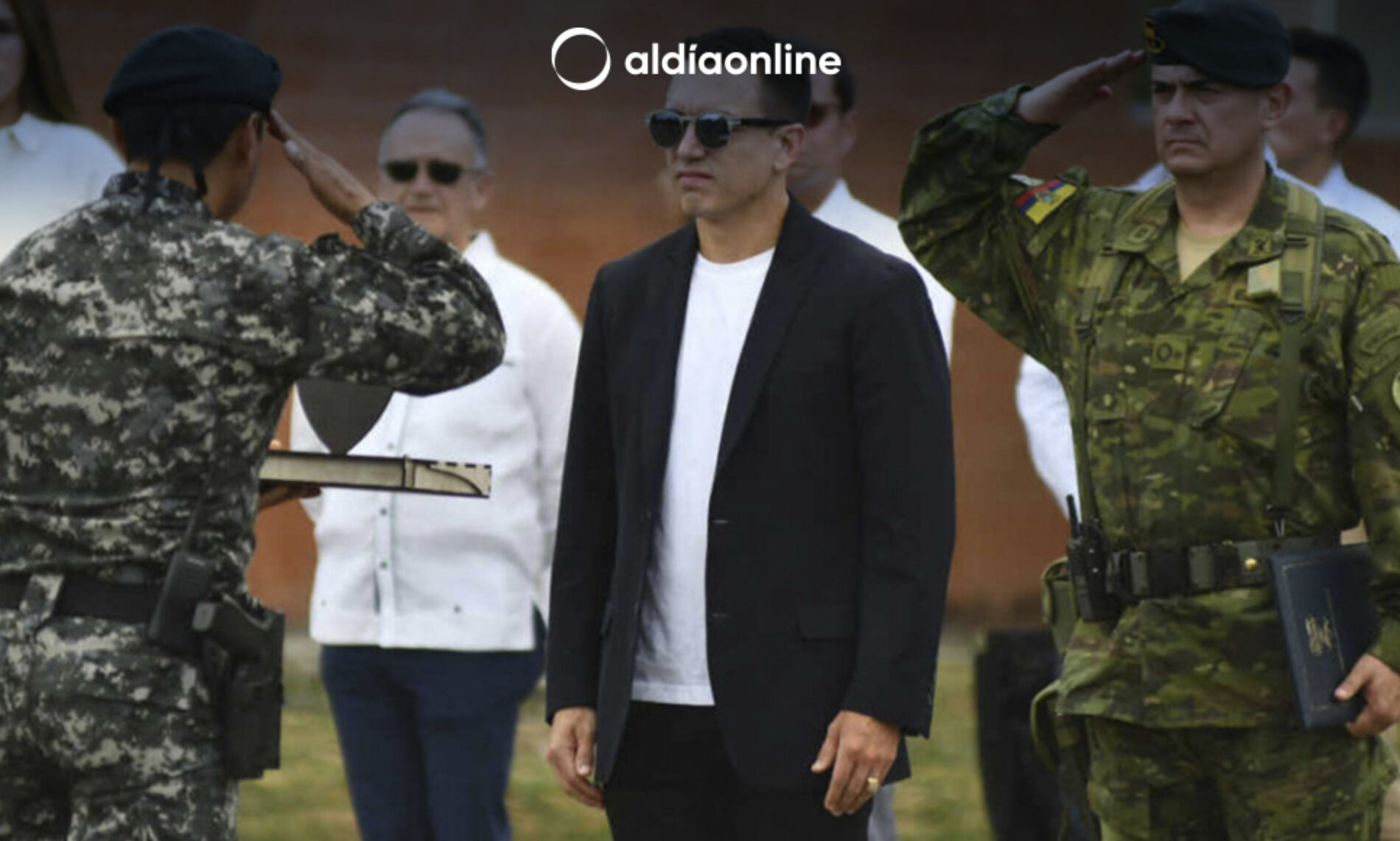 ABOGADOS PRESENTAN DENUNCIA CONTRA DANIEL NOBOA POR IRRUPCIÓN DE LA EMBAJADA DE MÉXICO