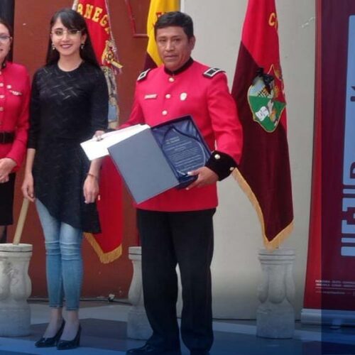 BOMBEROS DE SAQUISILÍ FUERON RECONOCIDOS POR SU ACCIONAR EN DESLAVE DE ALAUSÍ 2023
