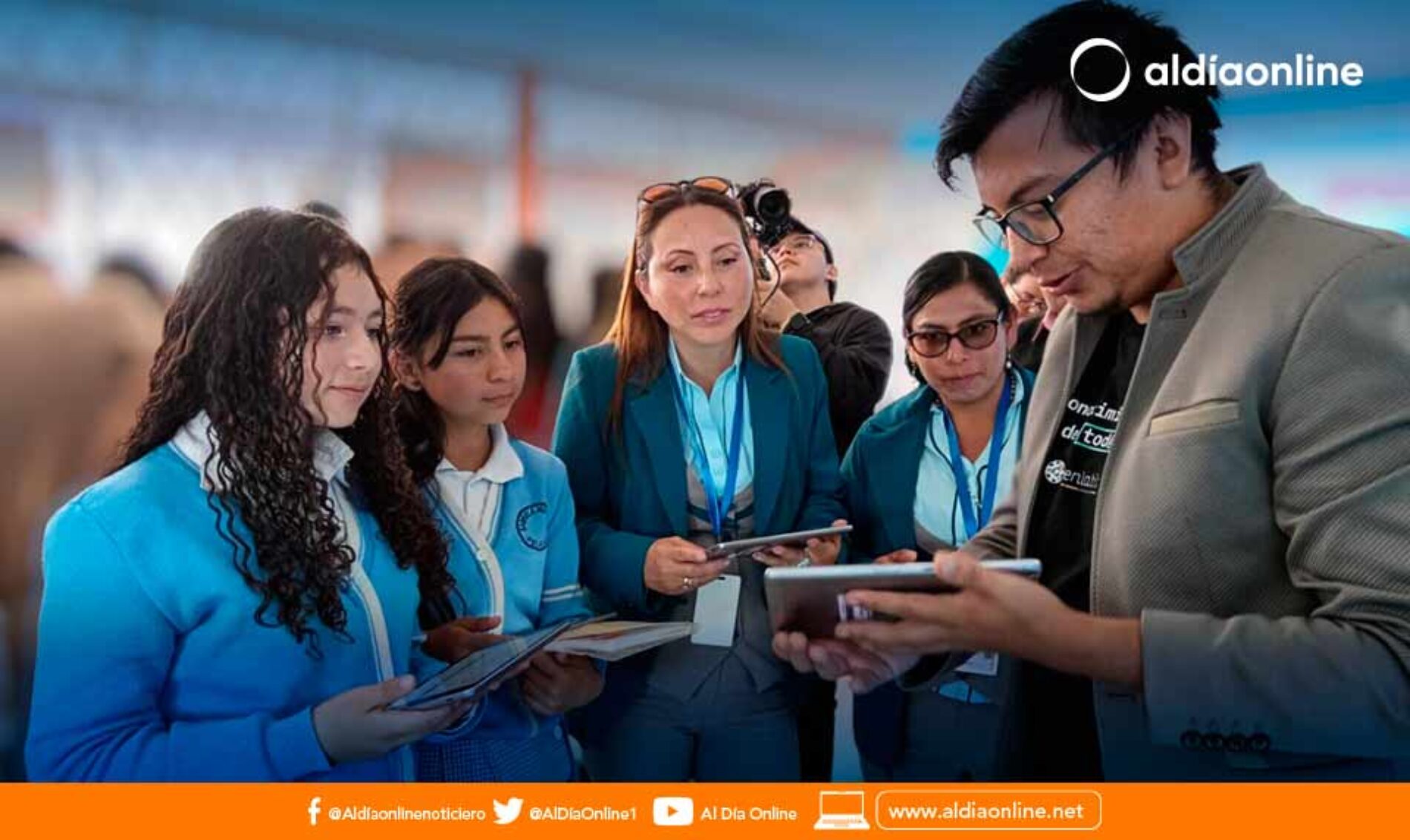 ESTUDIANTES Y DOCENTES DE TUNGURAHUA SE BENEFICIAN CON HERRAMIENTAS TECNOLÓGICAS