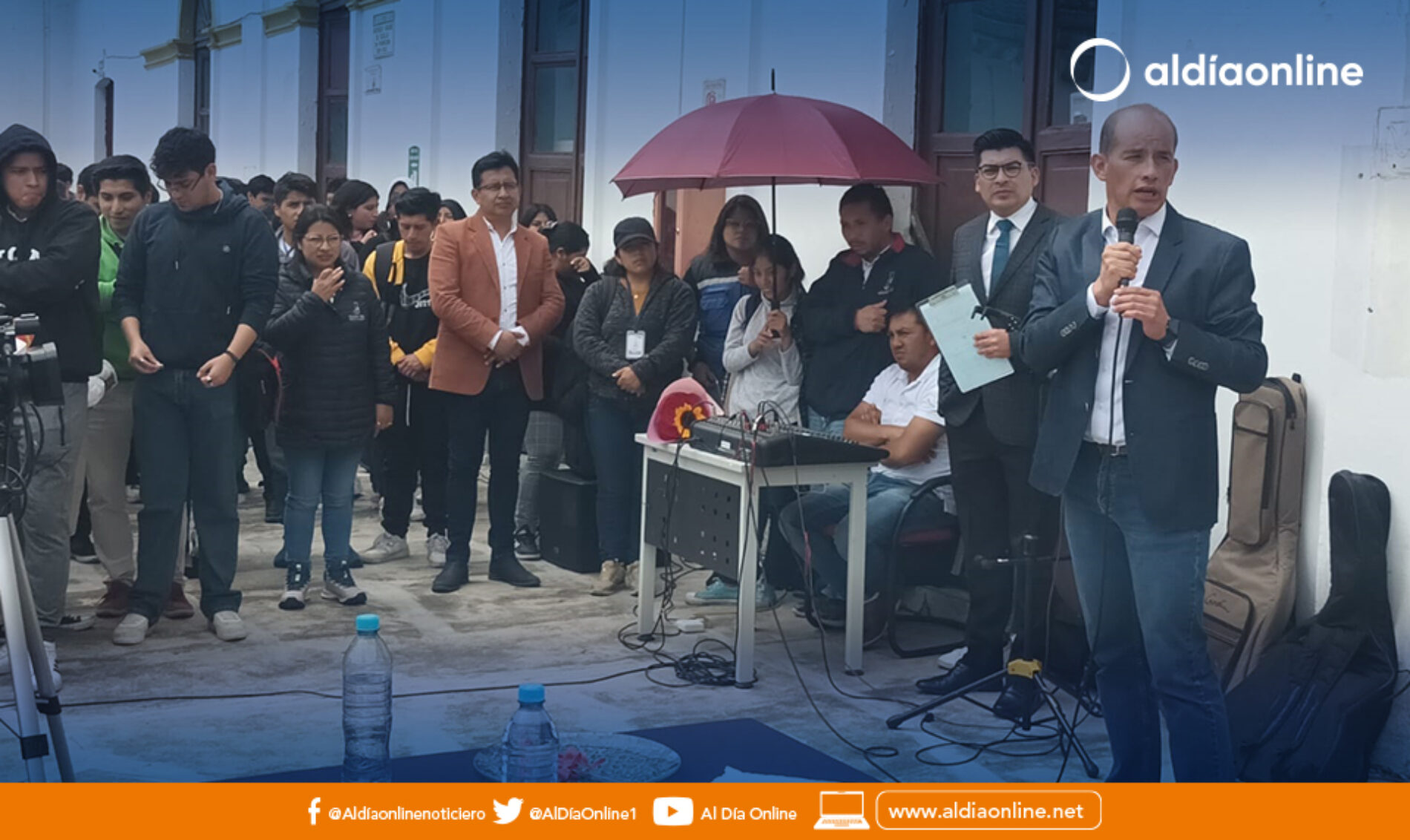INSTITUTO VICENTE LEÓN INAUGURA BIBLIOTECA AL SERVICIO DE LA COMUNIDAD ACADÉMICA Y LA CIUDADANÍA