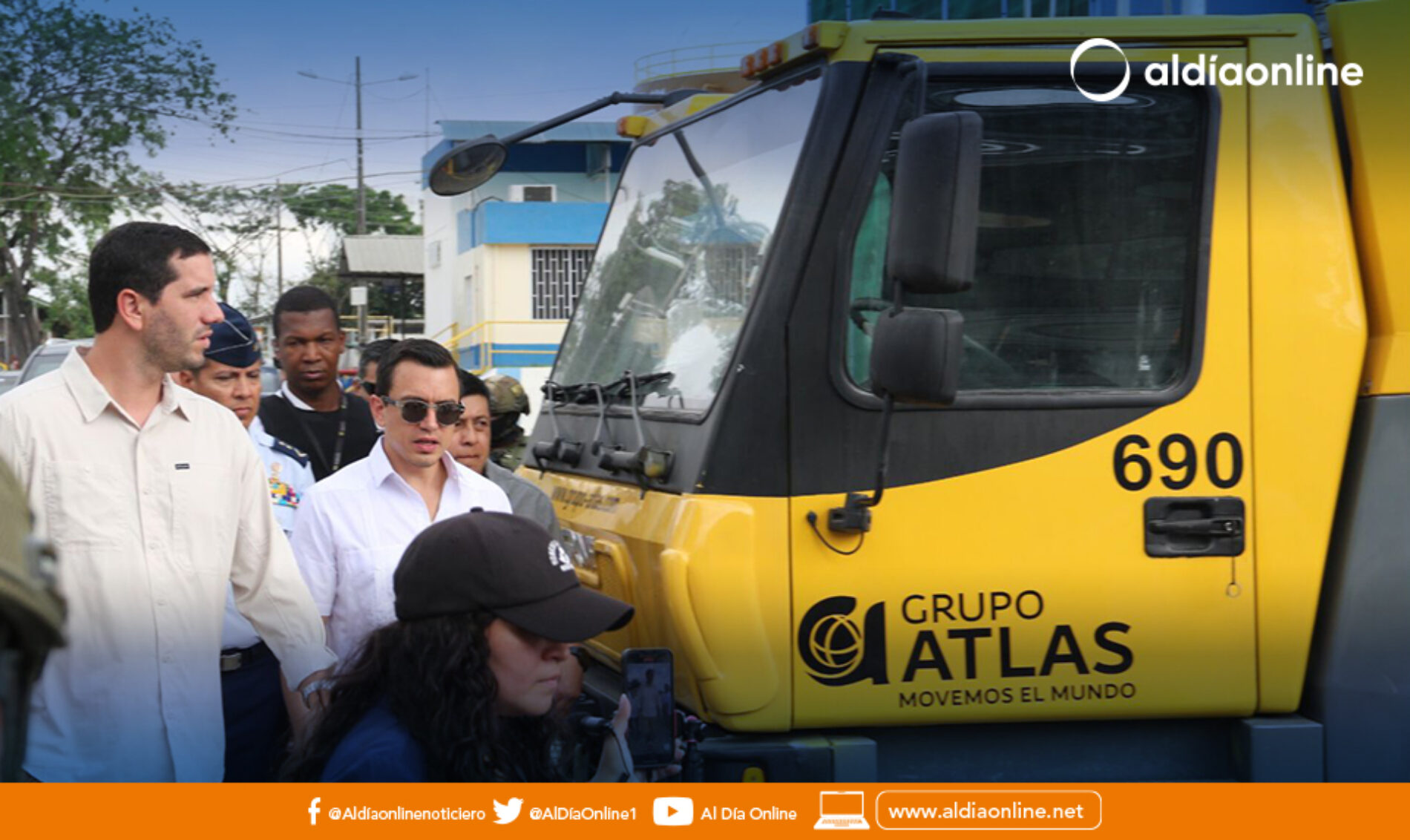 EL PRESIDENTE NOBOA SUPERVISÓ LA CENTRAL TÉRMICA DOCTOR ENRIQUE GARCÍA