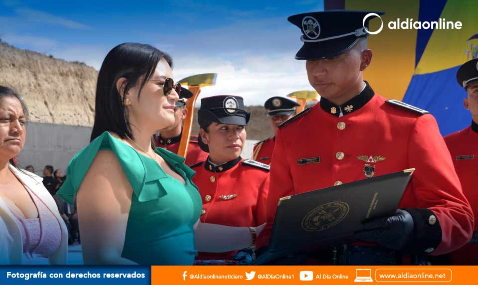 30 NUEVOS BOMBEROS PROFESIONALES GRADUÓ EL CENTRO DE FORMACIÓN ESPECIALIZADA DE LATACUNGA (VIDEO)