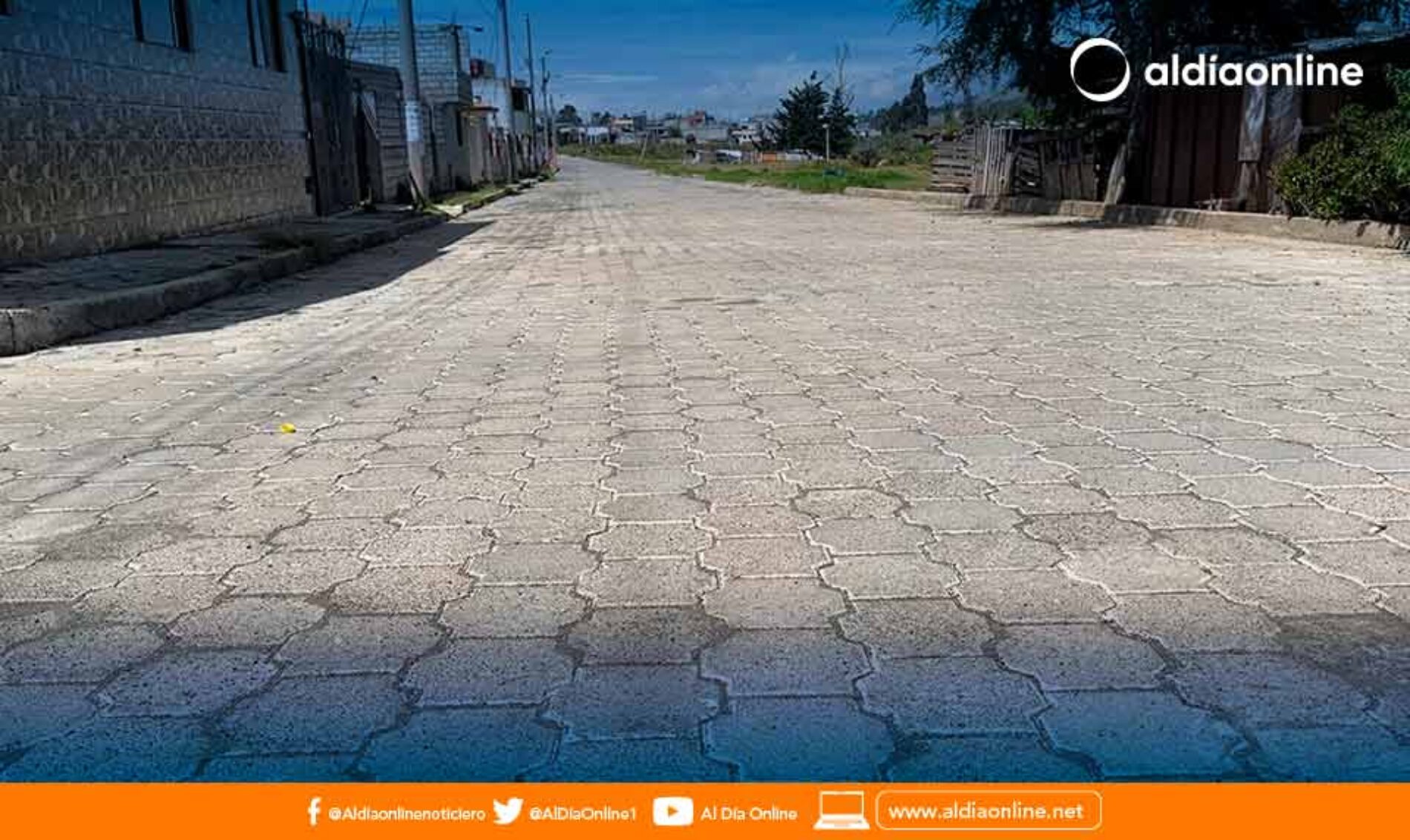 NUEVAS VÍAS ADOQUINADAS EN CIUDADALE VÁCONEZ CUVI ENTREGA GAD.M LATACUNGA