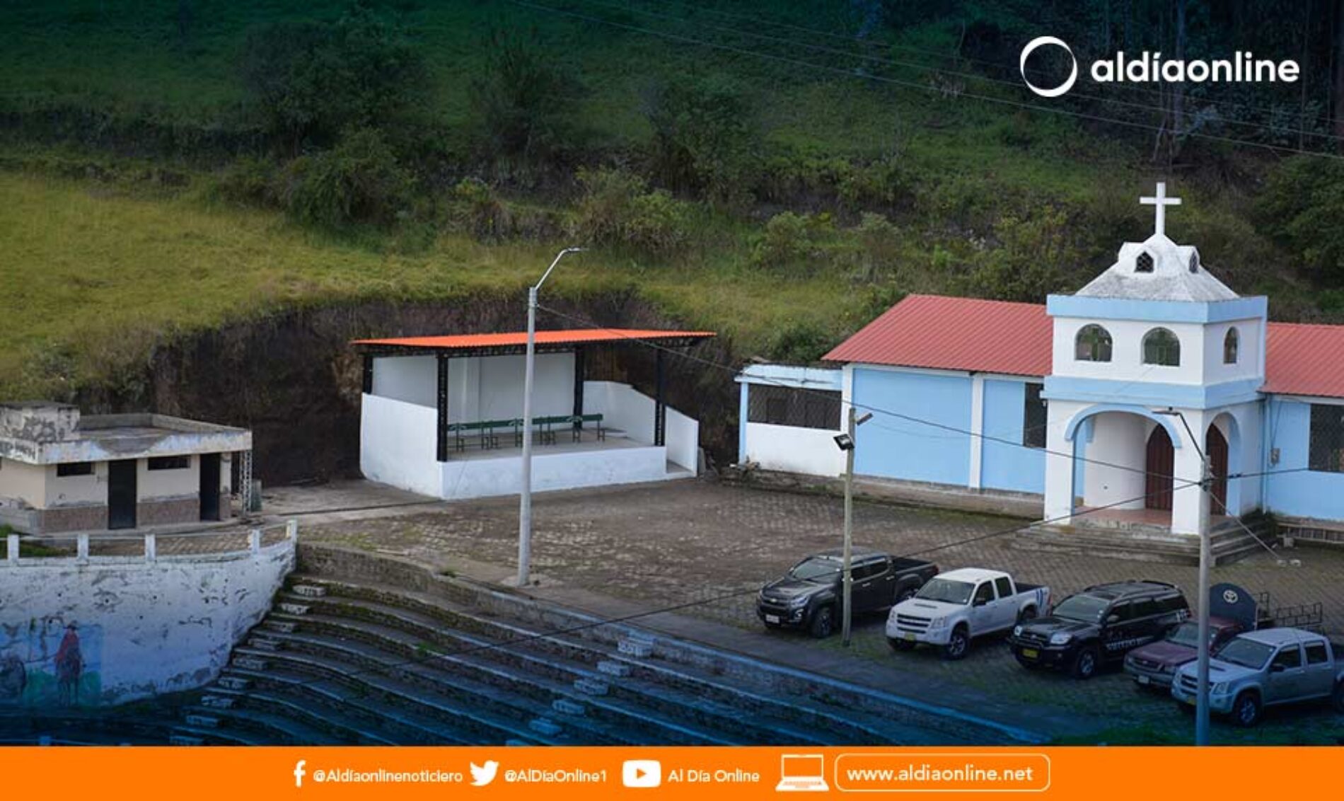 JUAN PAÚL PACHECO ENTREGA OBRA DE ADOQUINADO A LOS MORADORES DE SACHA