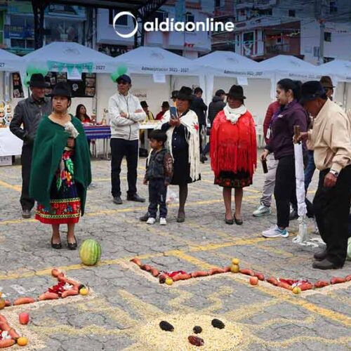 PARROQUIA SANTA CRUZ DE ZUMBAHUA REALIZÓ LA EXPO FERIA INTI RAYMI 2024