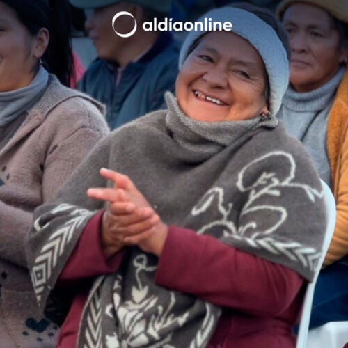 MUNICIPIO DE LATACUNGA ENTREGÓ ADOQUINES ORNAMENTALES EN EL BARRIO BRAZALES