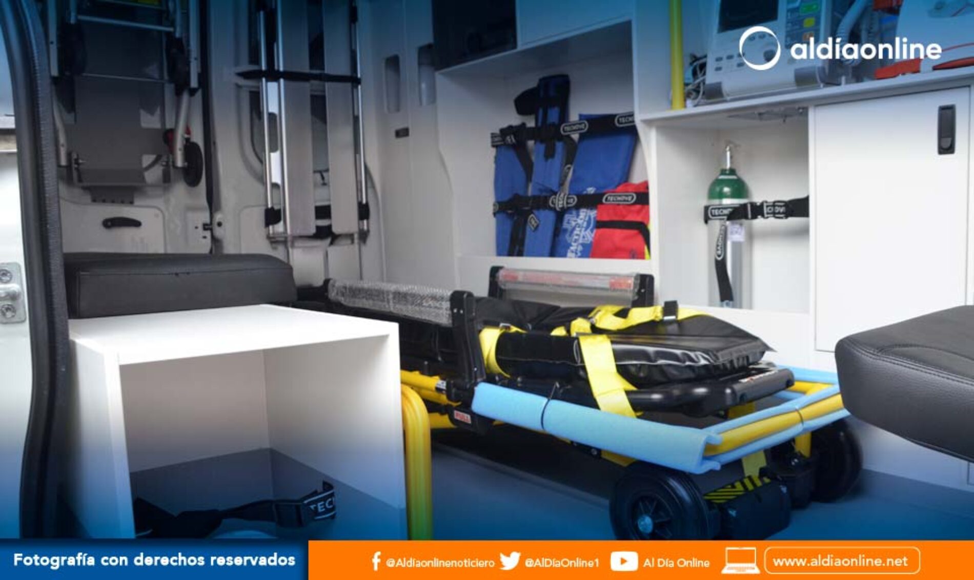AMBULANCIA RECIBIÓ EL HOSPITAL GENERAL DEL IESS CON PRESENCIA DE DIRECTIVOS NACIONALES Y LOCALES (VIDEO)