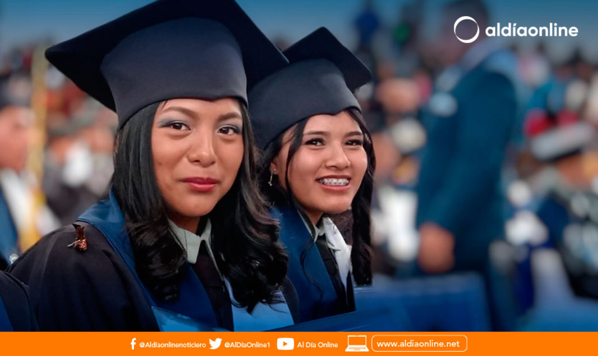 ESTUDIANTES DE LA ZONA 3 RECIBEN SU DIPLOMA COMO NUEVOS BACHILLERES DE LA REPÚBLICA