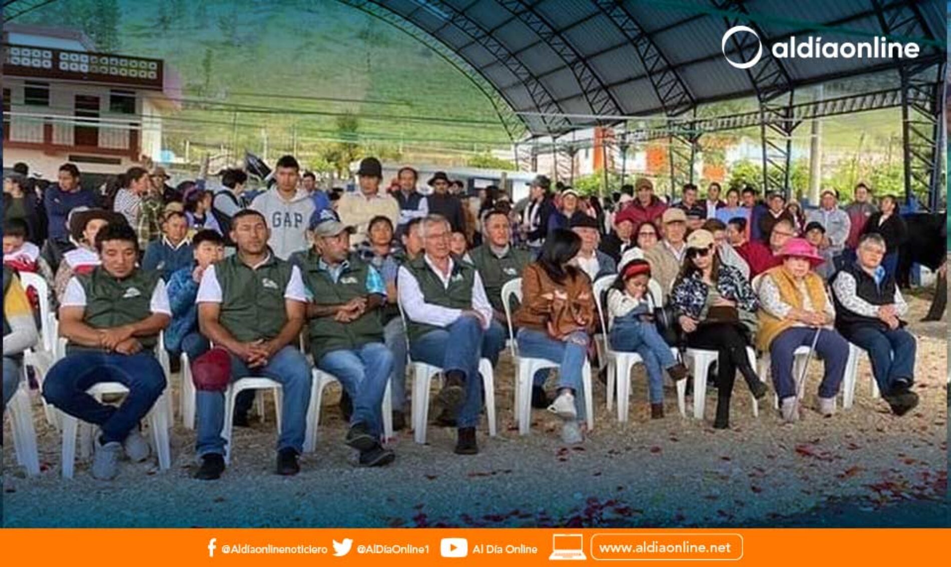 30 PRODUCTORES DEL CANTÓN SIGCHOS RECIBEN TÍTULOS DE PROPIEDAD DE TIERRAS