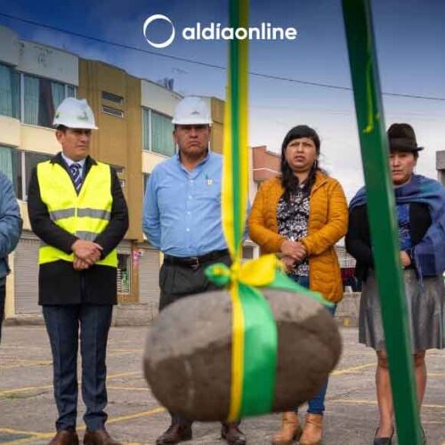 PRIMERA PIEDRA SE COLOCÓ PARA LOS TRABAJOS DE PLAZA 18 DE OCTUBRE DEL CANTÓN SAQUISILÍ (VIDEO)