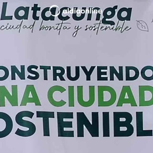 ECOFORO Y FERIA ECOFEST DESARROLLO LA MUNICIPALIDAD DE LATACUNGA Y DIRECCIÓN DE AMBIENTE (VIDEO)