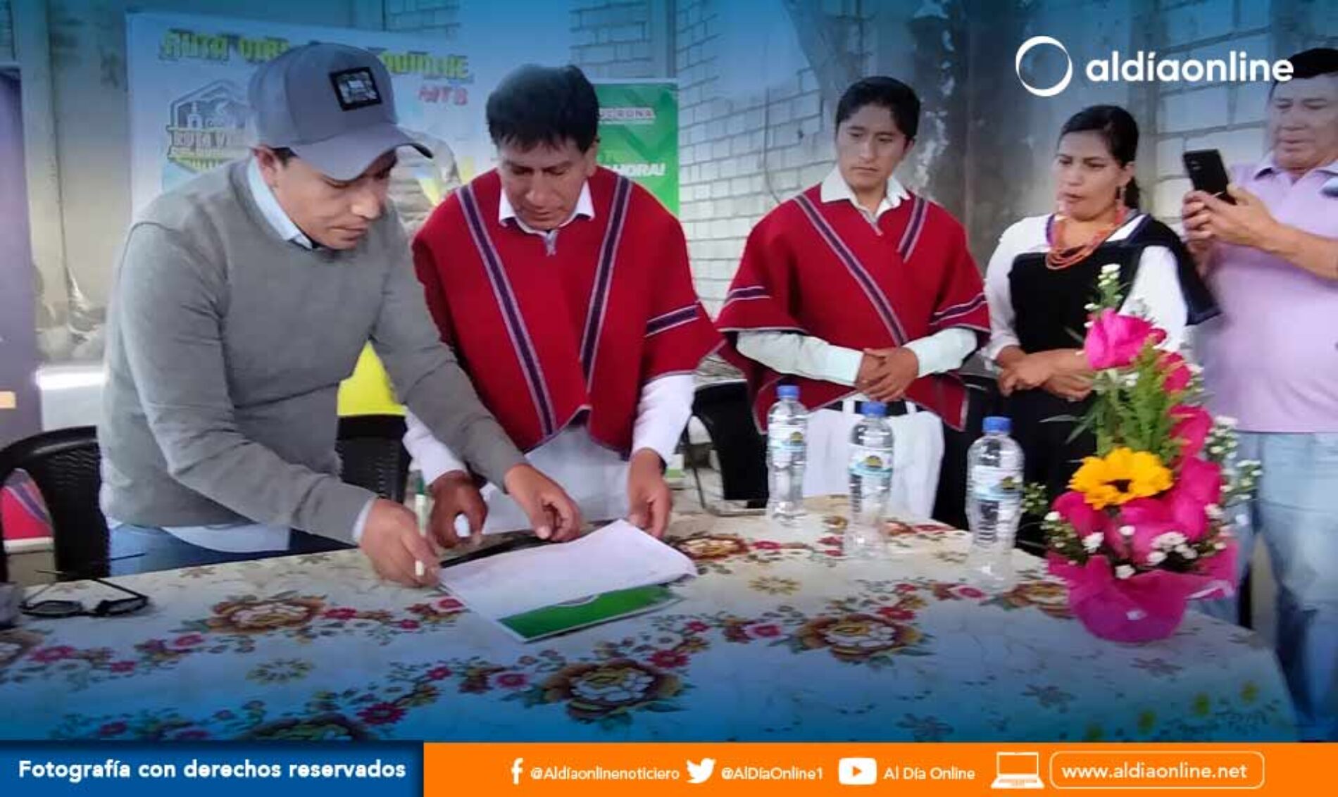 IGLESIA DE LA VIRGEN DEL QUINCHE DE LA CALERA, RECIBE APOYO DE MUSHUC RUNA COOPERATIVA (VIDEO)