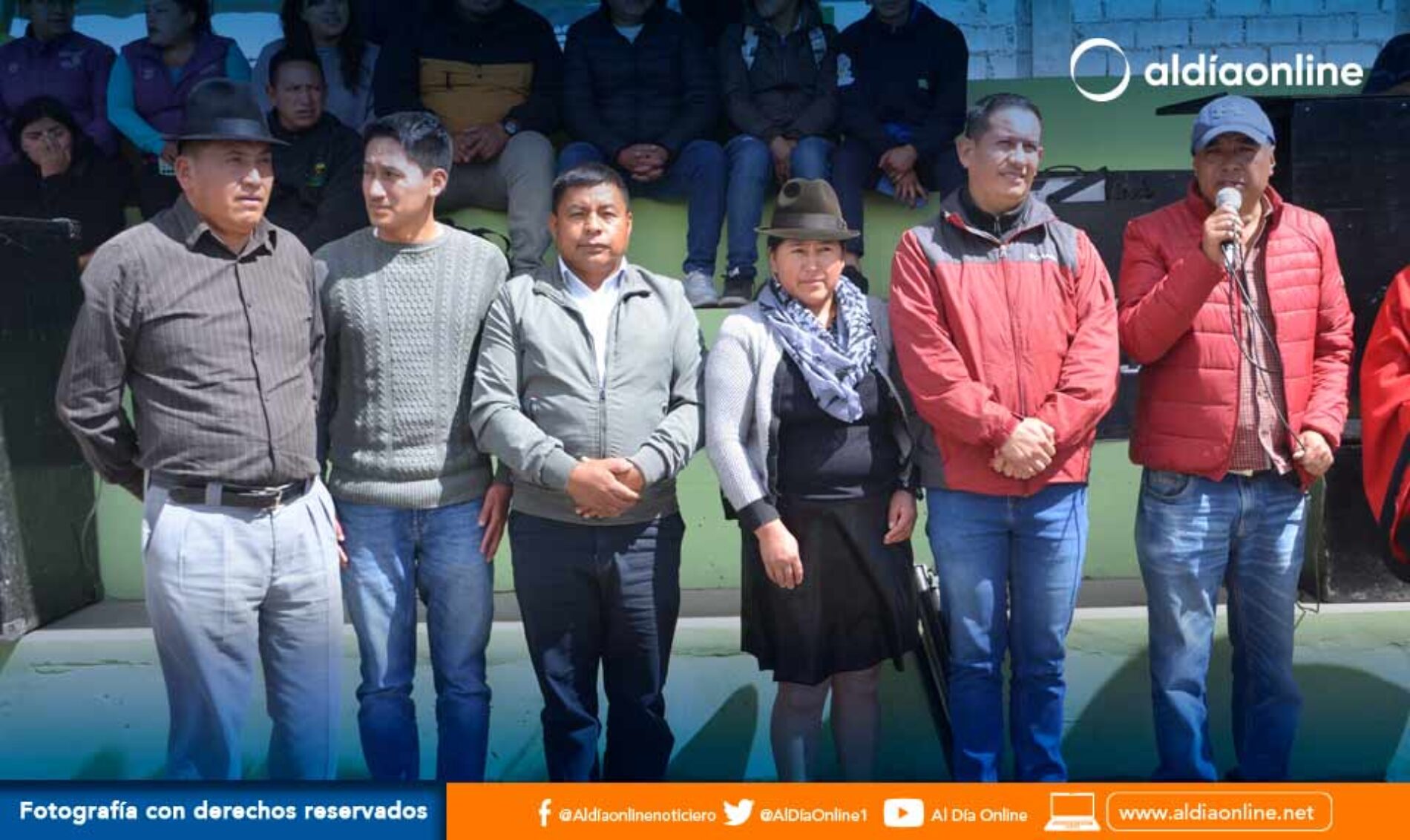 MUNICIPIO DE SAQUISILÍ ENTREGÓ ESTADIO Y CANCHA SINTÉTICA EN LA COMUNIDAD DE SALACALLE (VIDEOS)
