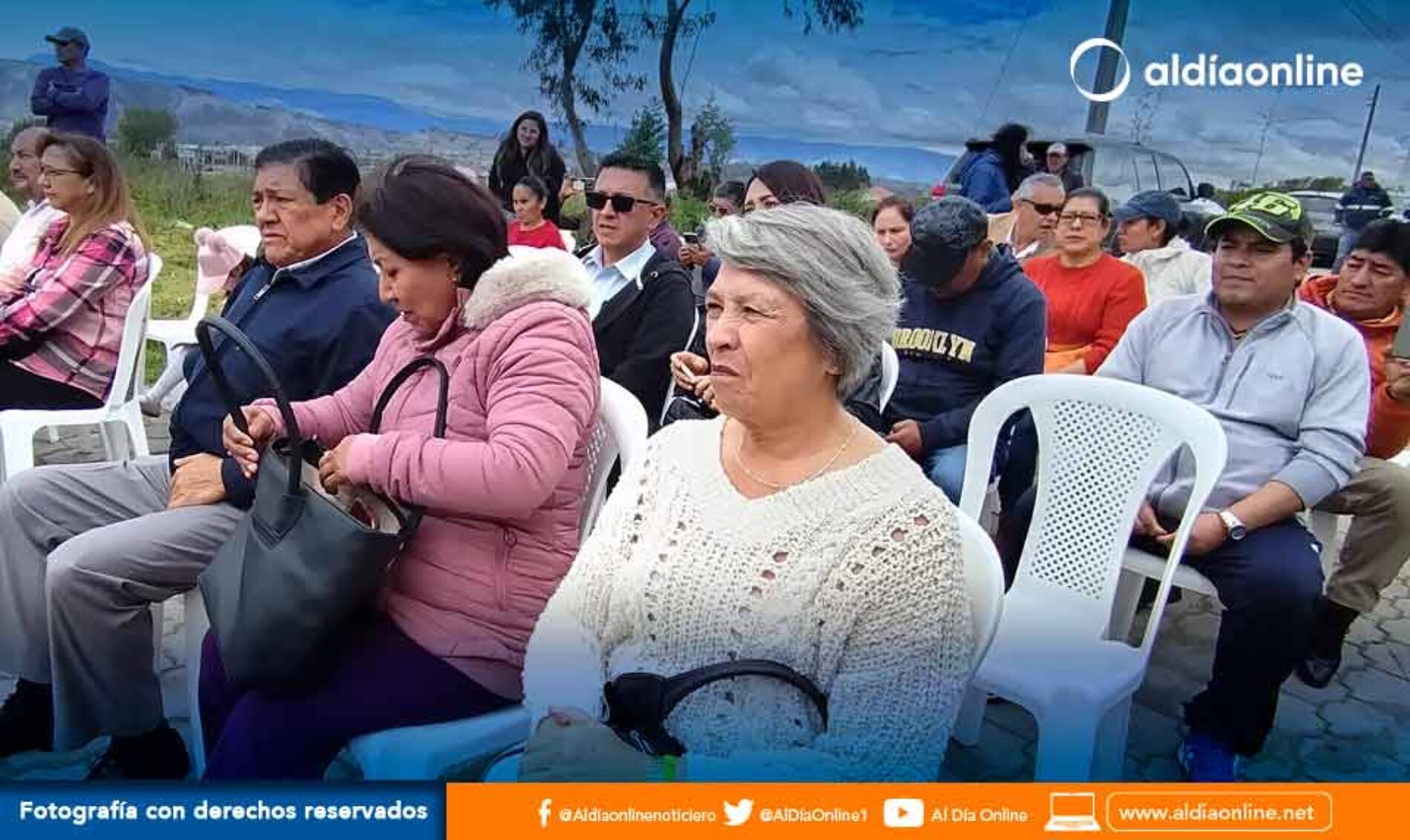 ALCALDE INAUGURA ALCANTARILLADO SANITARIO EN BARRIO  SAN MIGUEL PAMBA  DE BELISARIO QUEVEDO (VIDEOS)
